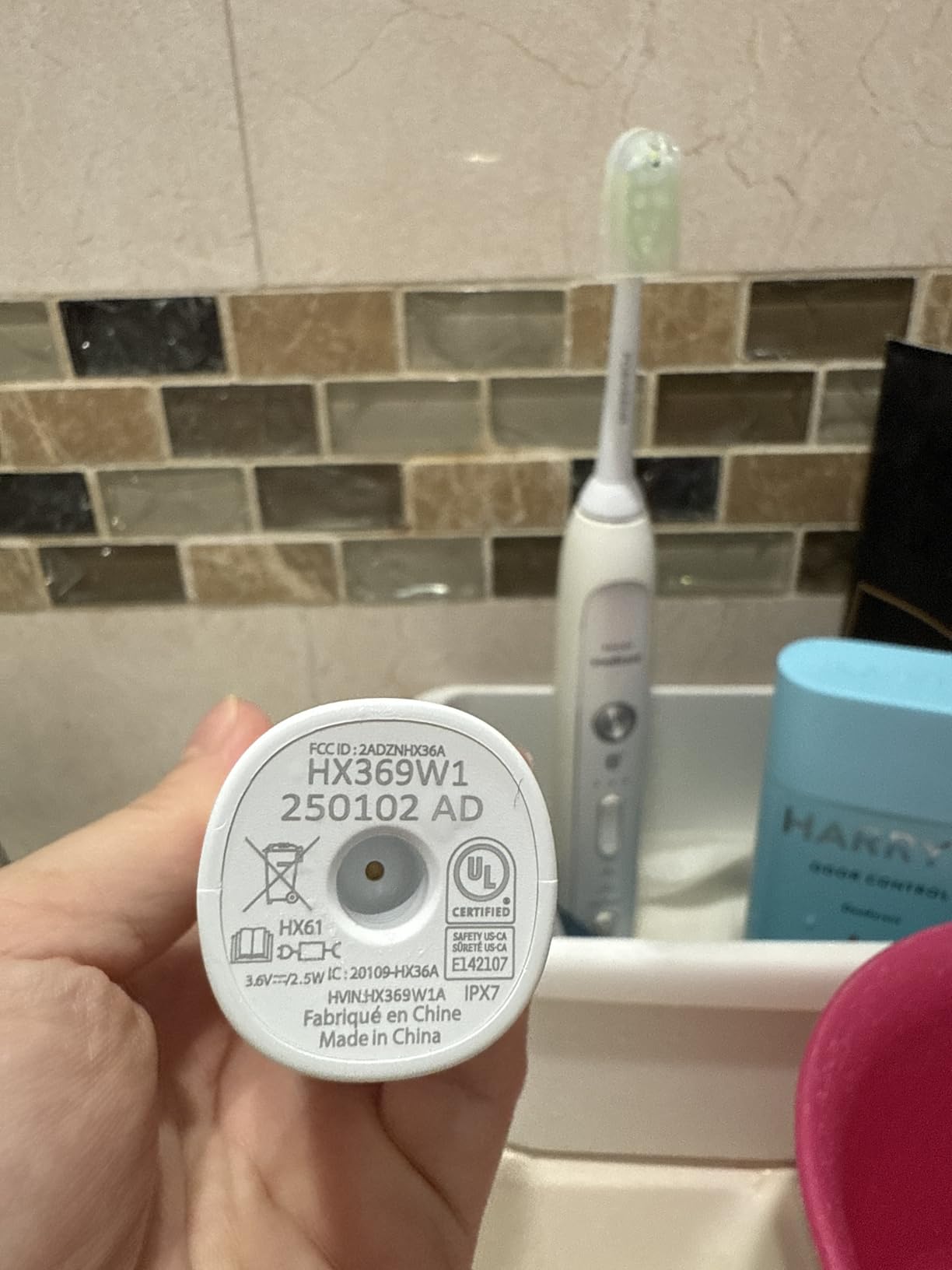 Dead after few weeks used, didn’t take charge! *New one was shipped.