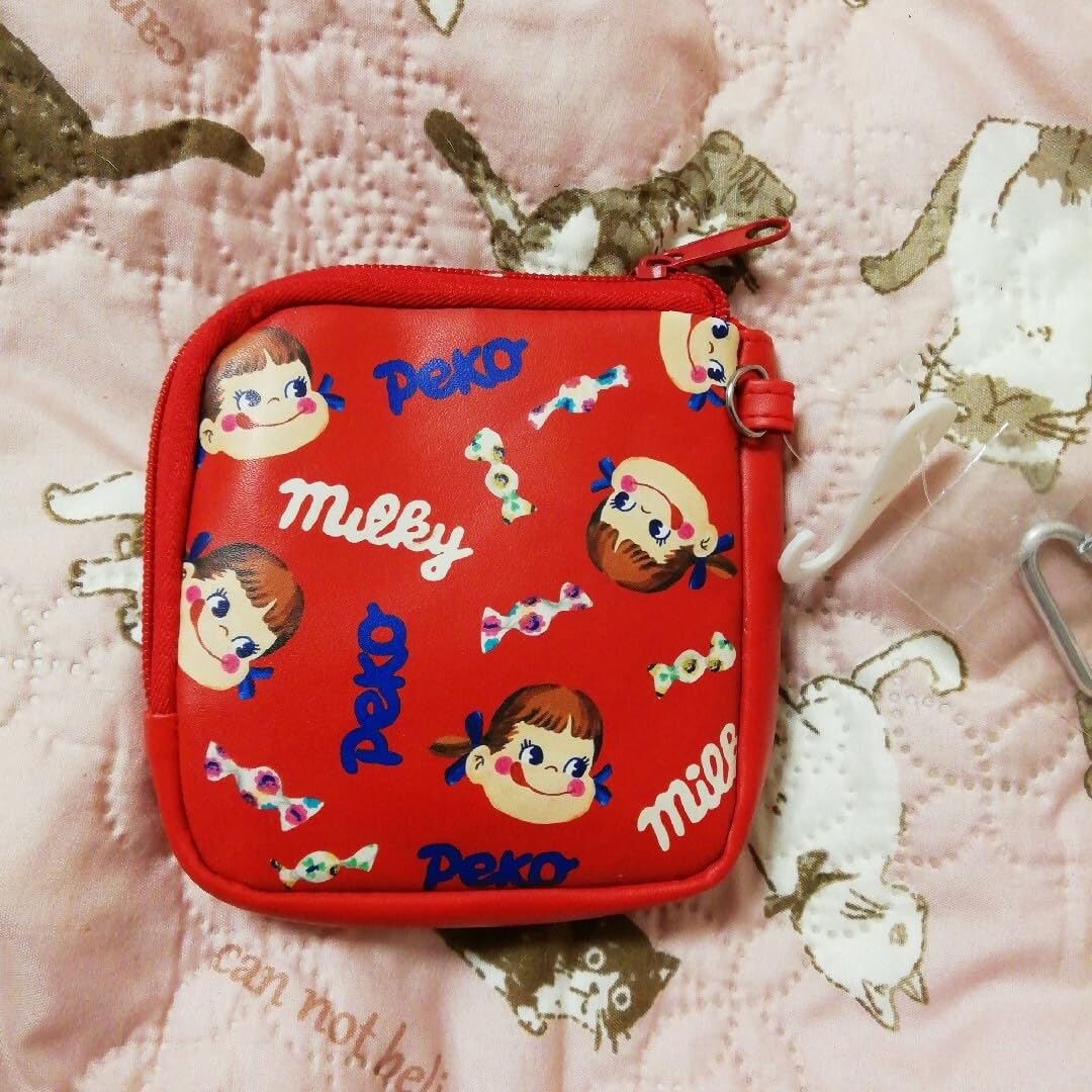 Amazon | 不二家 ペコちゃん ミルキーはママの味ポーチ | バッグ・財布 