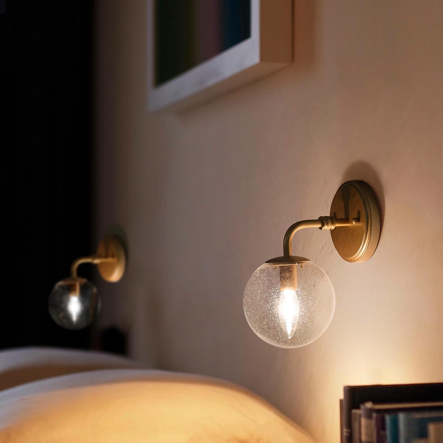 Gold Wall Sconce, 1-Light Minimalist Sconces Wall Lighting with Seeded Glass Globe, Modern Wall Mounted Light Fixture for Bathroom, Bedroom, Living Room and Stairway