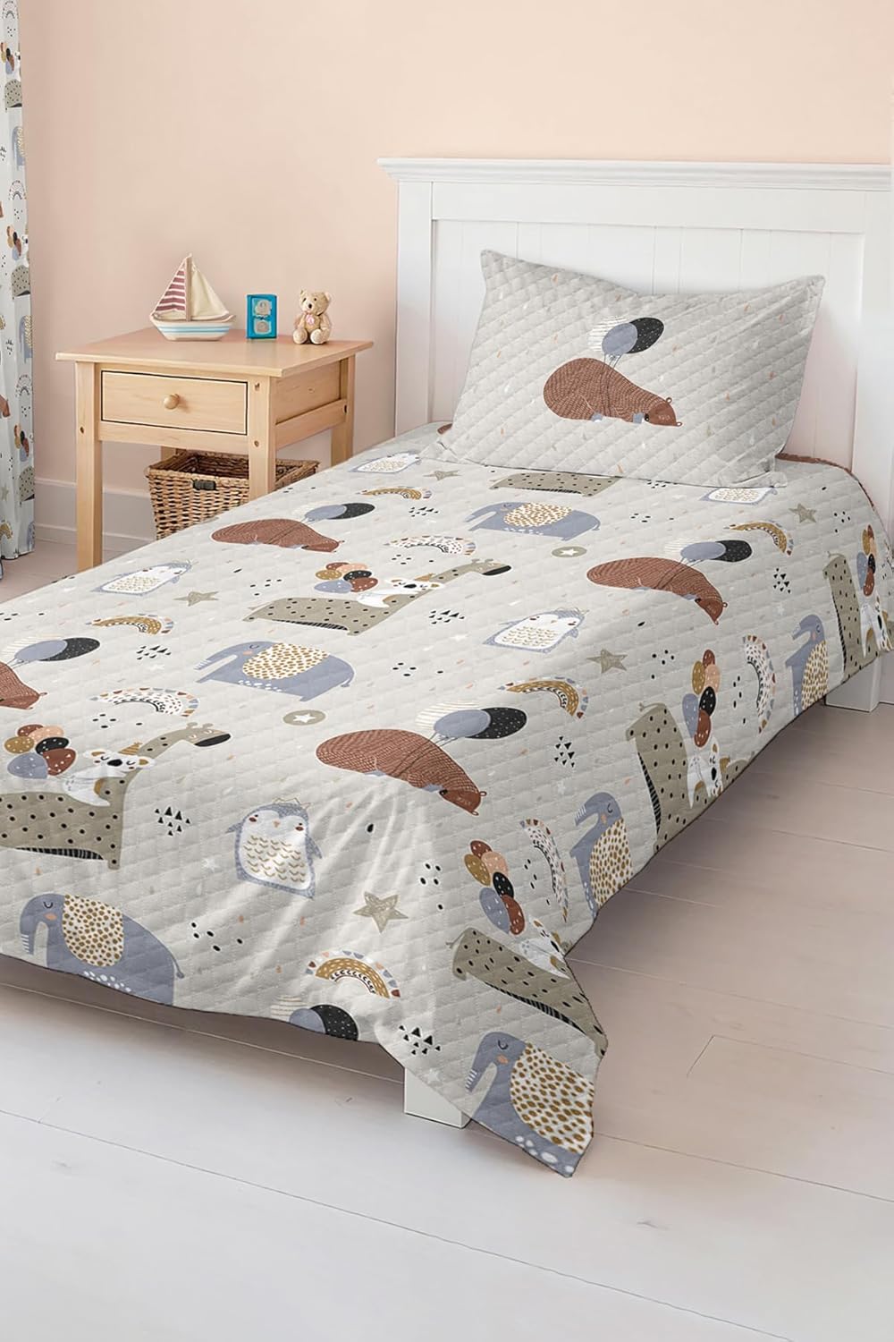 SODEF Bedding Set Cute Animals Design, Kids and Teens Room Quilt Set, Fade Resistant, Cotton Polyester Blend, Multicolor, Single Size Bedspread - Multicolor, One Size