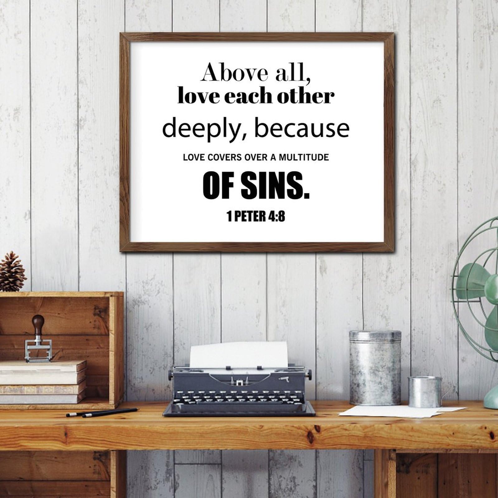 Panneau de table mural en bois personnalisé Above All Love, plaque religieuse rustique 40 cm