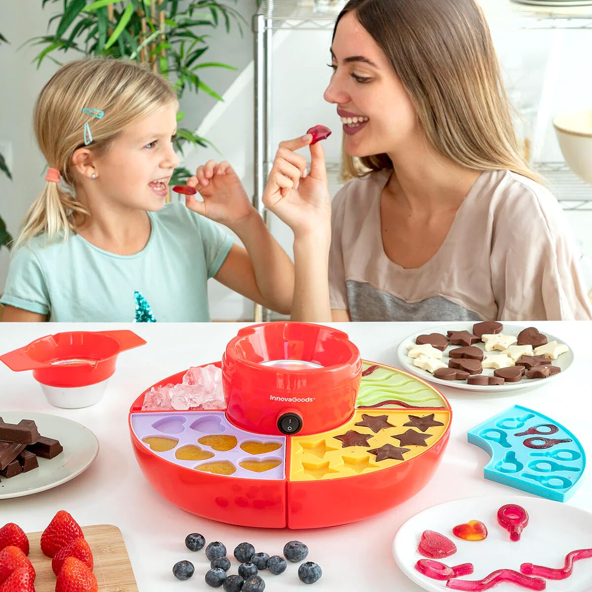 InnovaGoods - Macchina 2 in 1 per Dolci Gelati e Fonduta di Cioccolato, Design Multifunzionale, 4 Stampi in Silicone, Ciotola Estraibile, Cucina Sana, Rosso, Mediano, Acciaio
