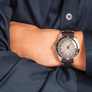 Amazon.com: Oris Divers Sixty-Five Leather Strap for Men - Model