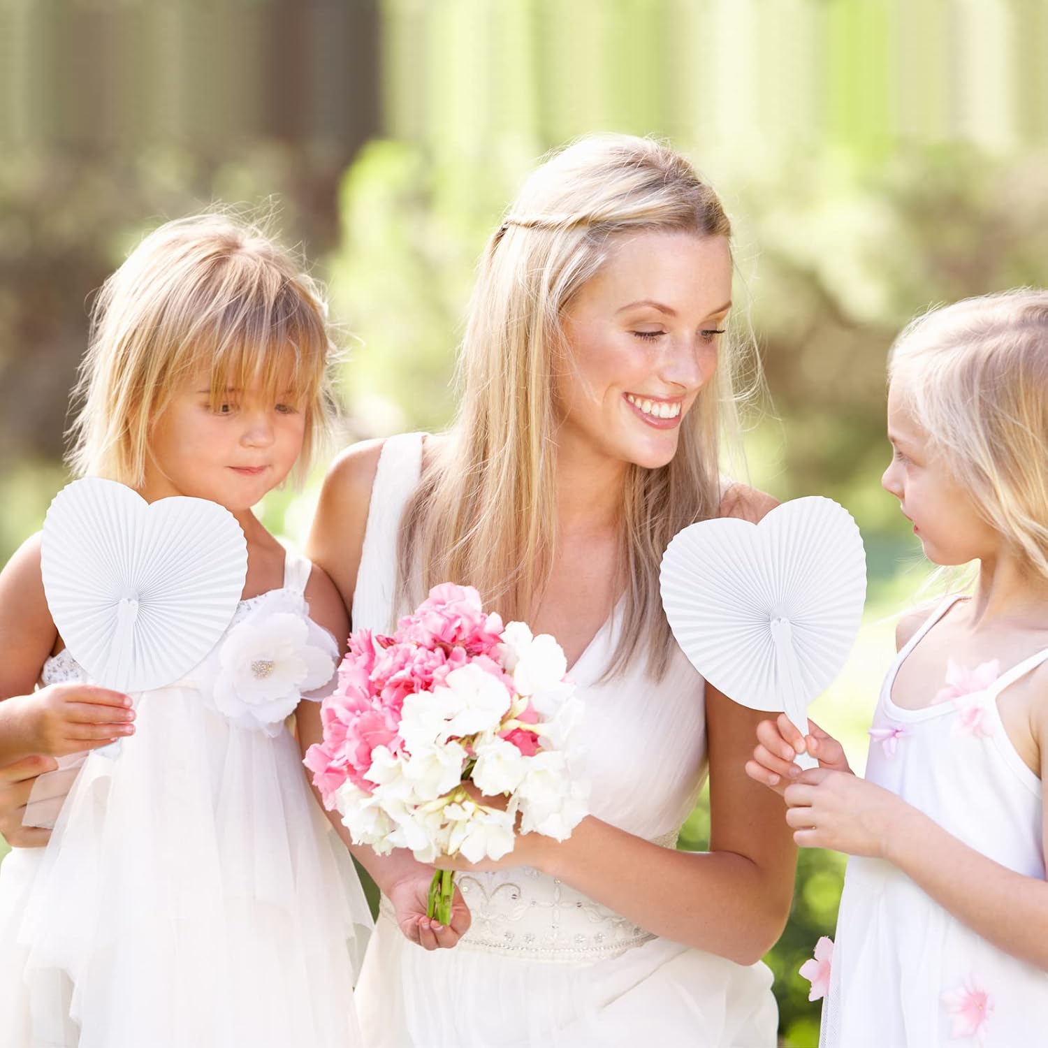 Aodaer 100 Pack Heart Shaped Folding Fans White Paper Fans Handheld Fans with Plastic Handles for Party, Wedding, Anniversary Decoration