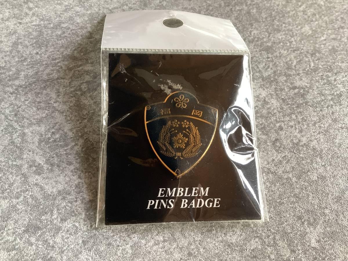 満州警察 エンブレム 2個 満州警察 エンブレム 2個 満州警察 エンブレム 2個 - メルカリ