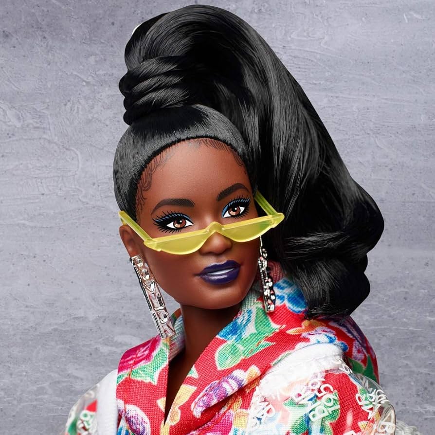 Amazon.com: Barbie BMR1959 Fully Poseable Curvy Fashion Doll