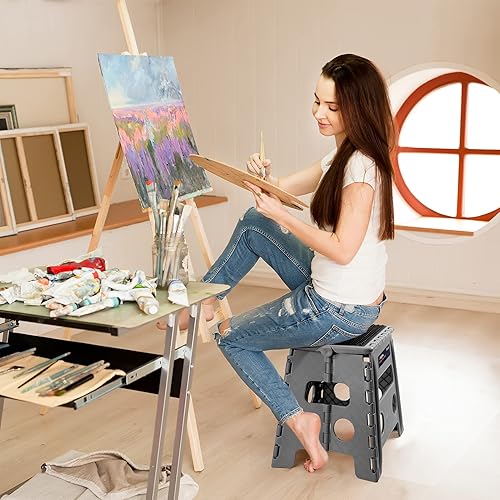 Miniatura 104 de Flottian Taburete plegable de 18 pulgadas para adultos y niños con capacidad para hasta 300 libras, taburetes plegables antideslizantes con asa,