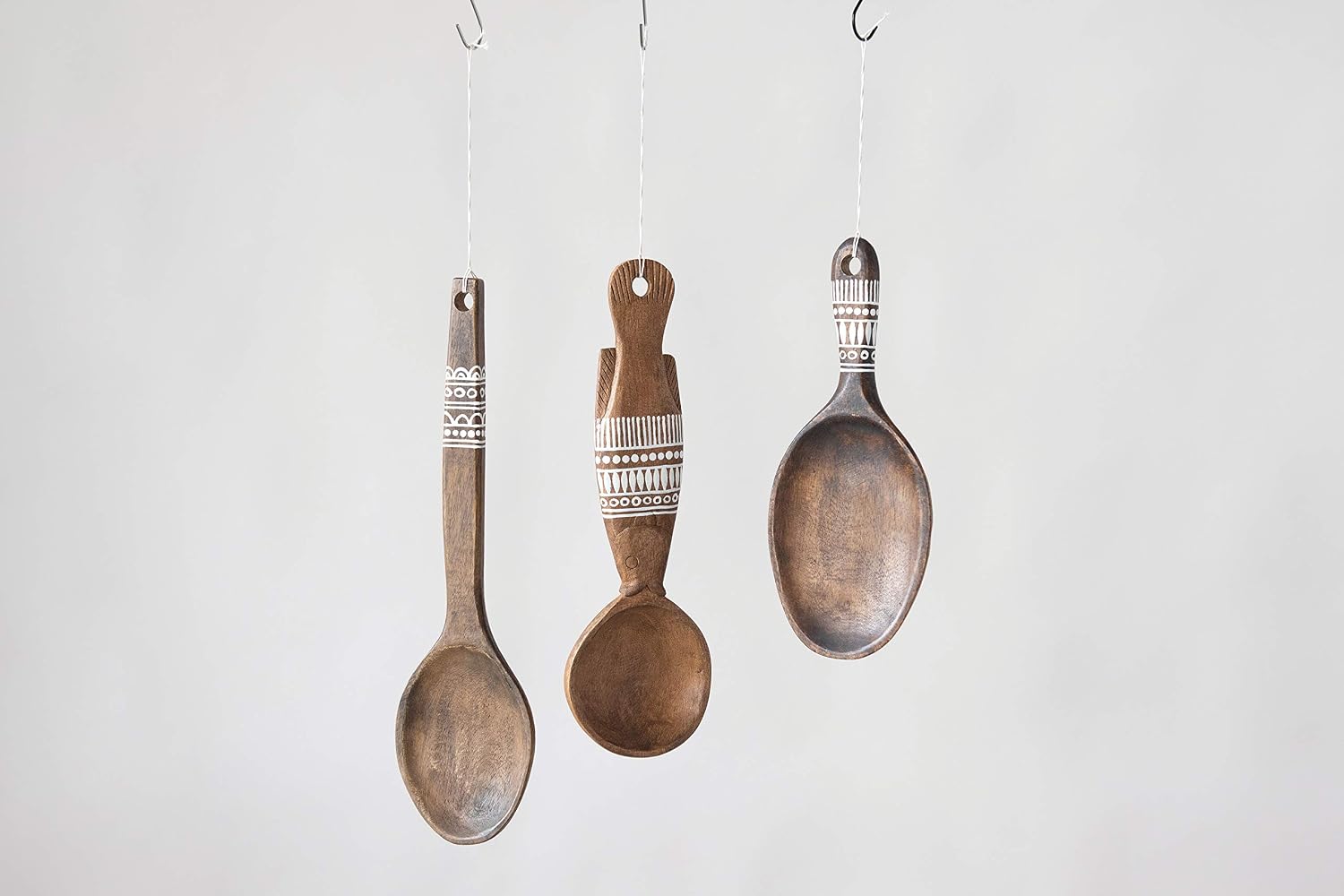 Creative Co-Op 15"H Decorative Mango Wood Wall Spoon with Hand-Painted Pattern