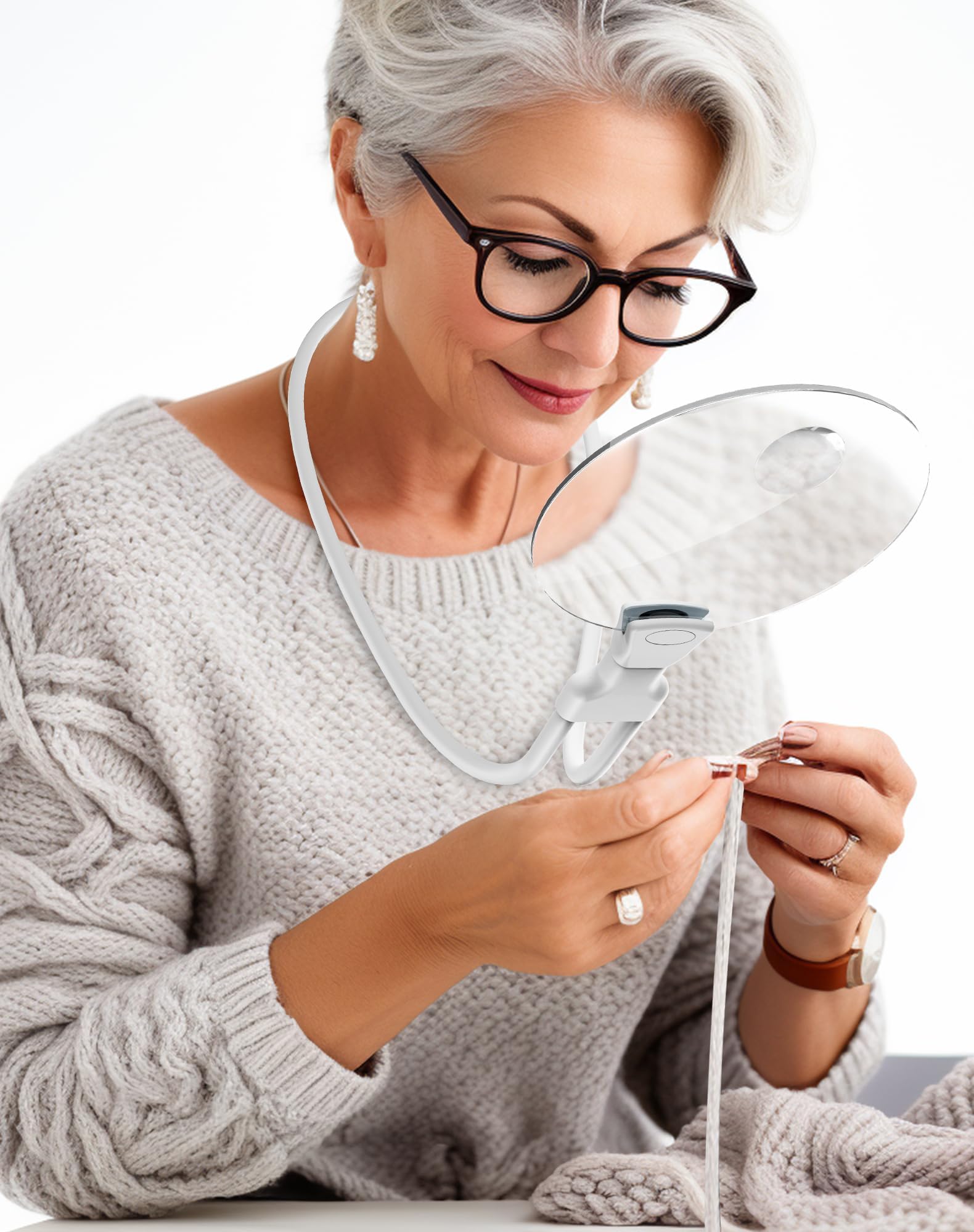 5X Magnifying Glass with 5.12in Diameter Magnifying Lens