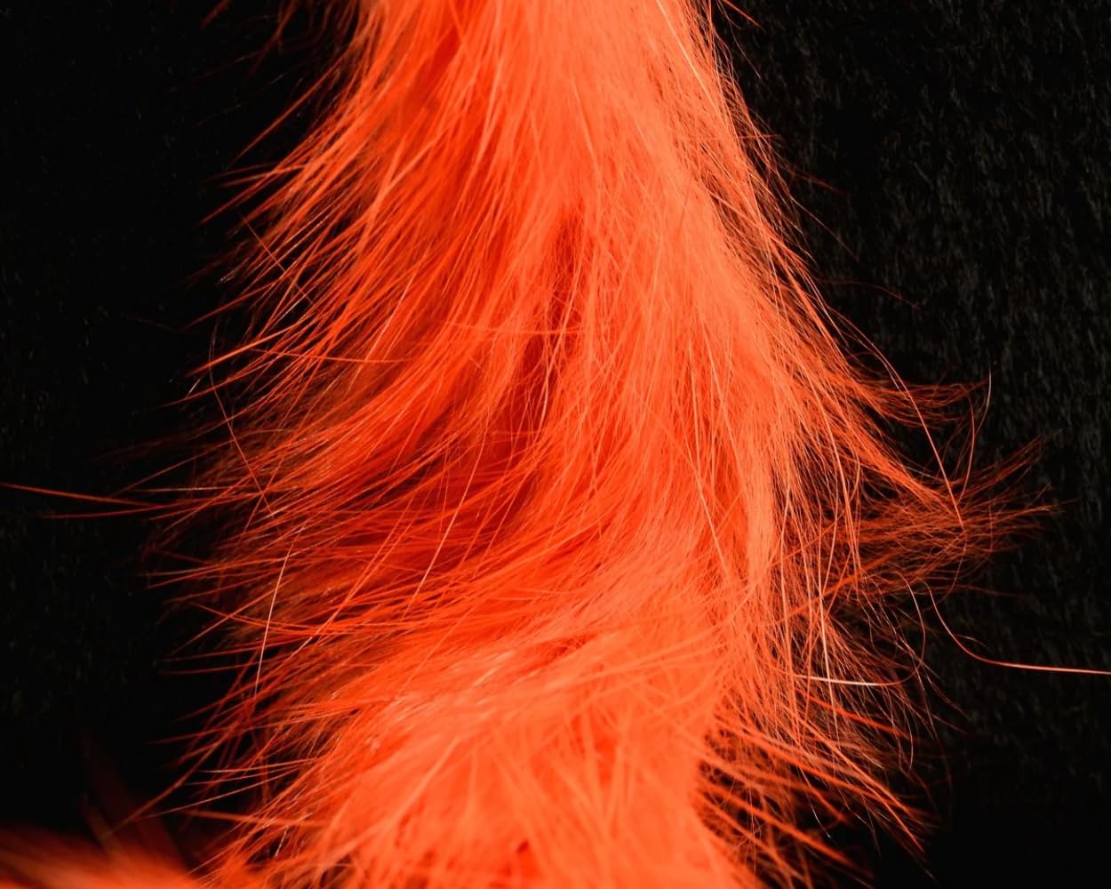 Hareline Fly Tying Magnum Rabbit Strips – Wide Rabbit Fur Strip Material for Streamers, Pike, Musky & Saltwater Flies (Coral)