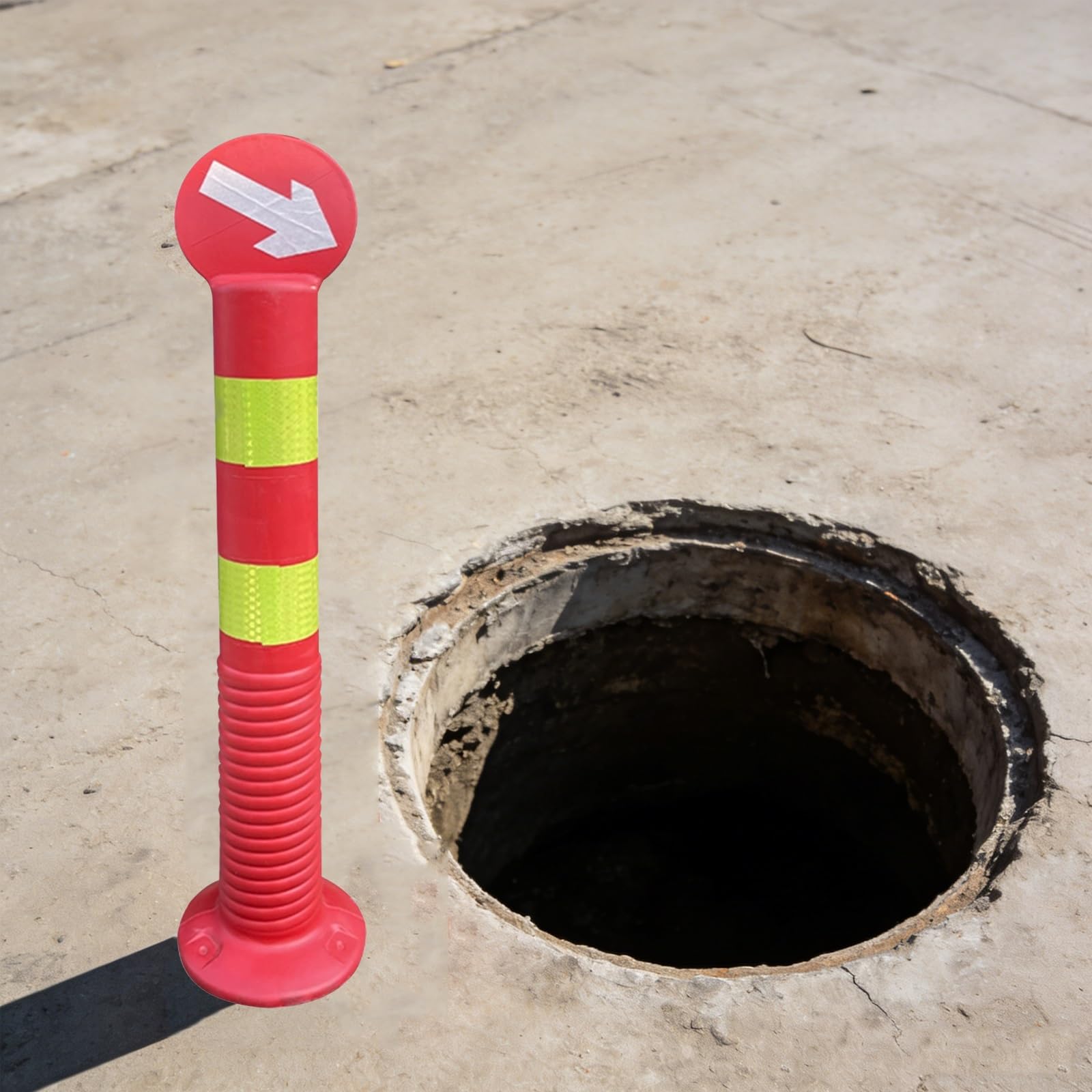 Conos Señalizacion, Conos de Advertencia de EVA, Parte Superior con Flecha, Alta Elasticidad, Buena Reflectividad, para Control de Tráfico en Lugares Públicos (4 Unidades)