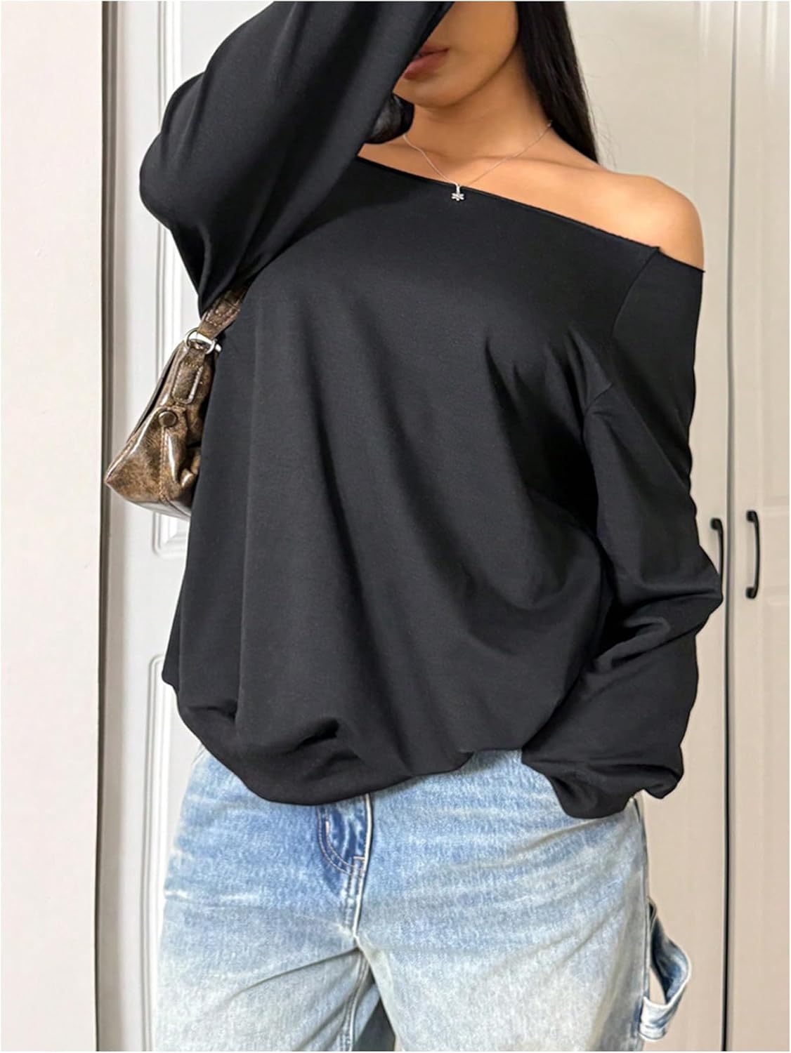 SweatyRocks Women's Plus Size Oversized Sweatshirts Off the Shoulder Long Sleeve Pullover Tops - Image 5