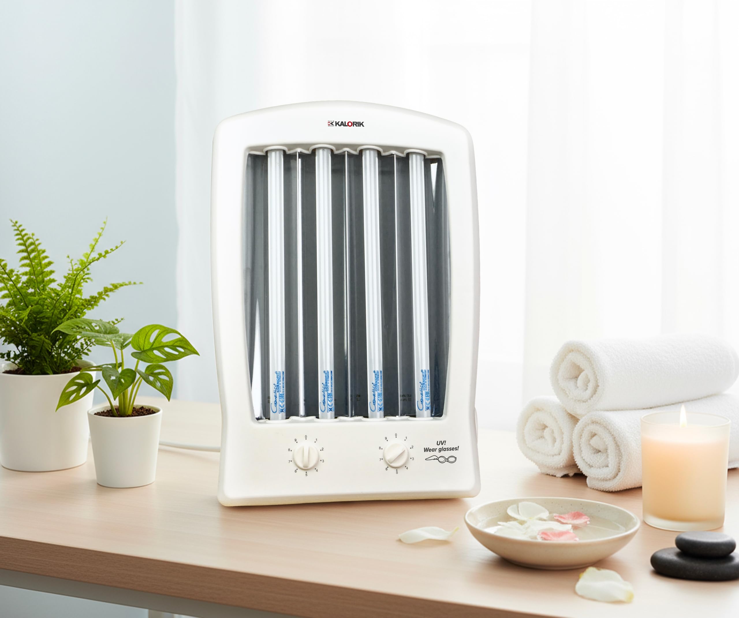 Kalorik GB1004B - Solárium para broncear la cara y el escote (4 x 15 W, incluye 2 gafas de sol, lámpara de bronceado de alta eficacia, para bronceado rápido y duradero, para estudio en casa)