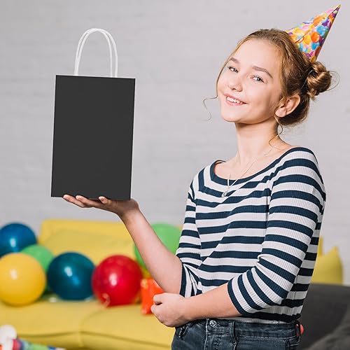 Miniatura 6 de MOORAY Paquete de 100 bolsas de papel pequeñas negras con asas a granel, bolsas de papel de regalo, 5.25 x 3.25 x 8.25 pulgadas, papel de estraza de