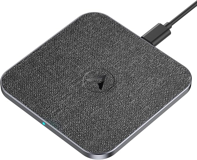 AGPTEK 15W Cargador Inalámbrico Rápido, Qi Wireless Charger 15W/10W/7.5W/5W para iPhone 12/12 Mini/12 Pro MAX/SE 2020/11/11 Pro MAX/XS/XR/X/8, Galaxy S21/S20/S10/S9/, AirPods Pro (Cuero Negro)