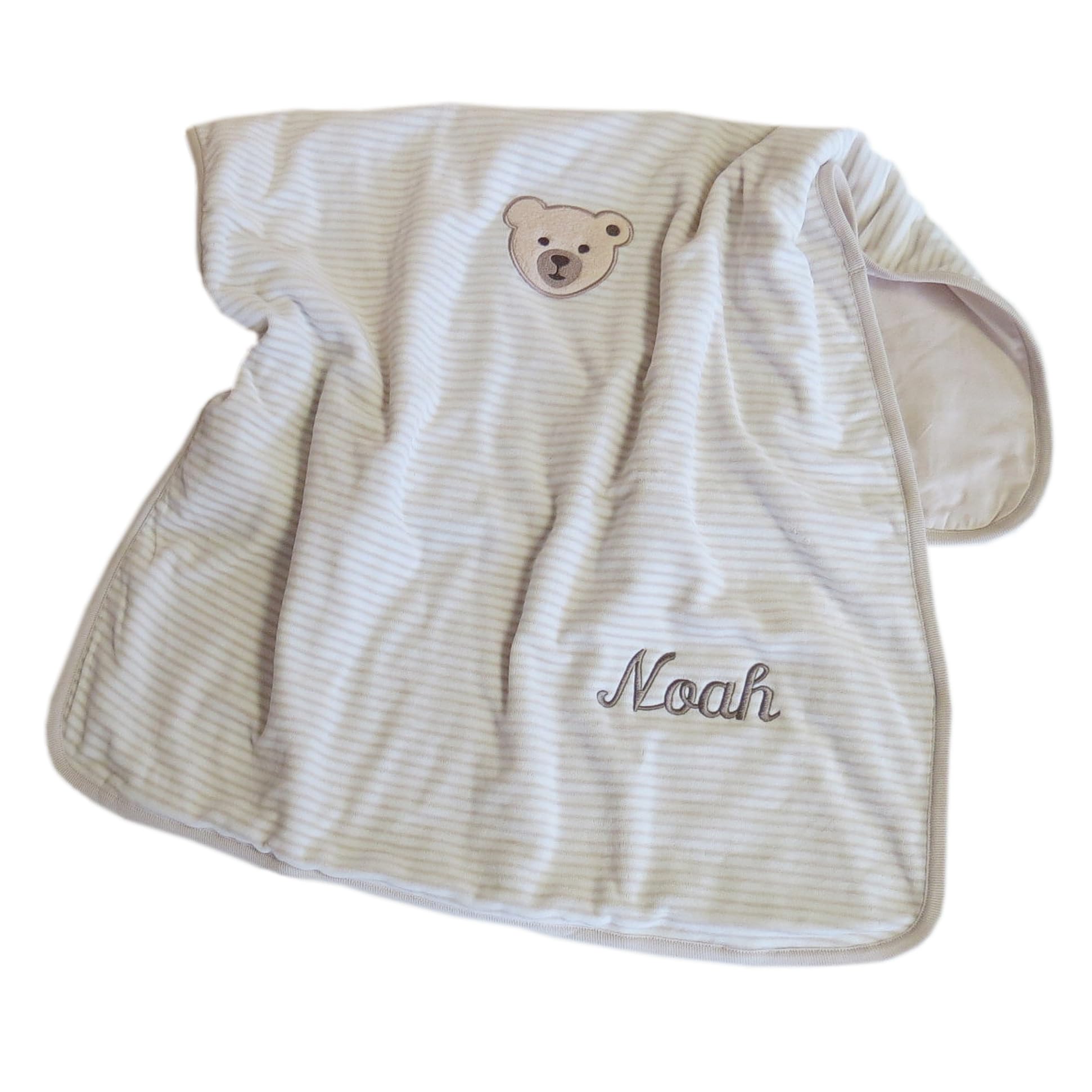 Steiff Nickidecke mit Ihrem Wunsch-Namen Bestickt hellgrau gestreift 90 cm x 60 cm als Namensdecke personalisierte Kuscheldecke Pumice Stone