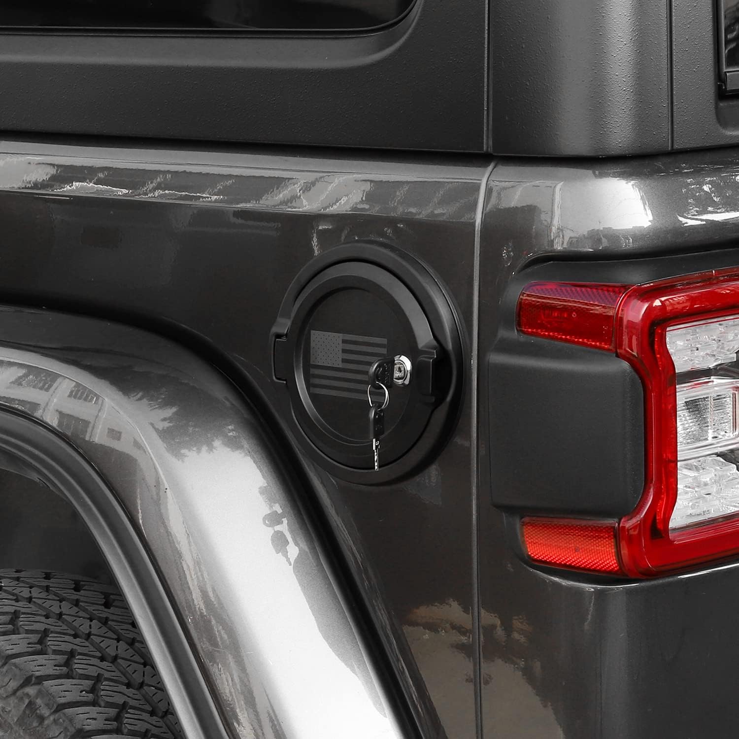 RT-TCZ Fuel Filler Door Locking Gas Tank Cap Cover Accessories for 2018-2024 Jeep Wrangler JL JLU (US Flag)