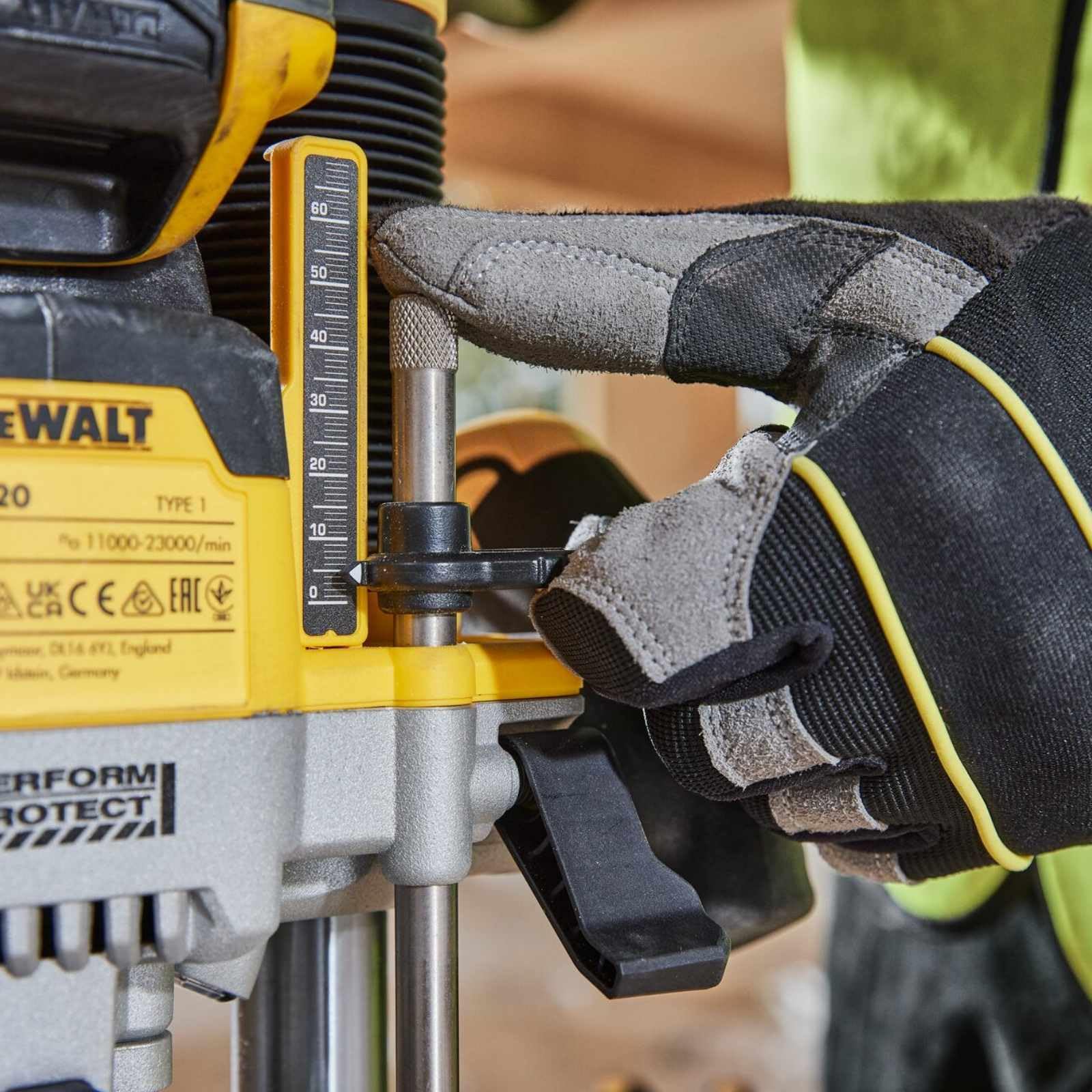 Dewalt Akumulatorowa frezarka górnowrzecionowa, 18 V/5 Ah