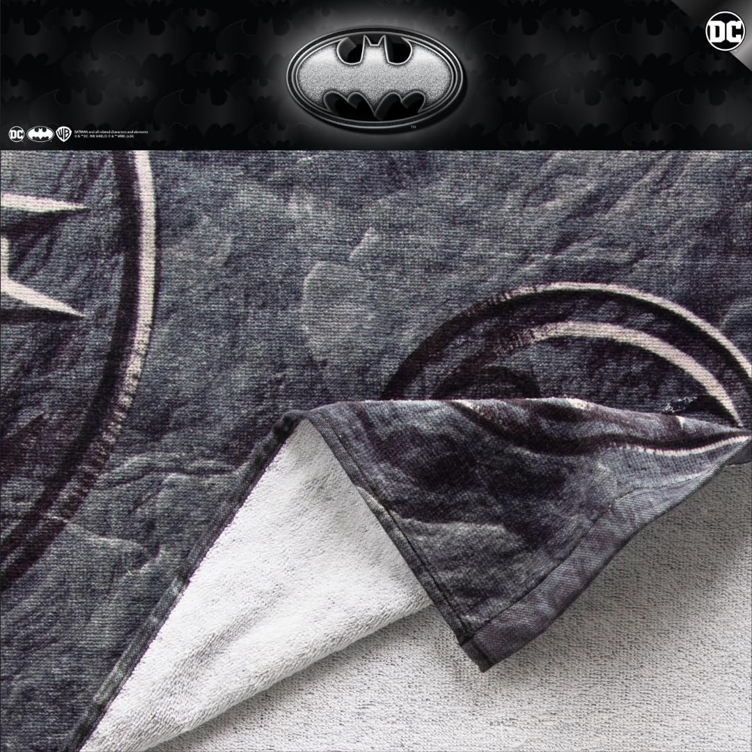 Franco Collectibles Batman - Toalla de baño de algodón súper Suave, 60 x 30 Pulgadas, Producto Oficial de WB
