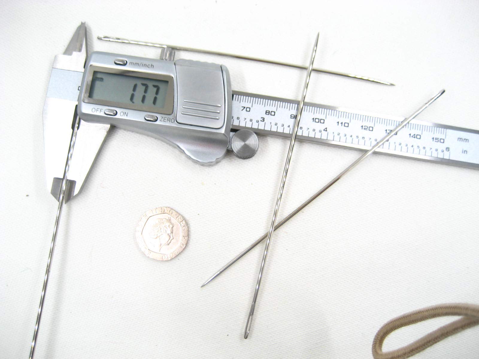 Kunziet hanger groot met zilveren oogje - Heksen webshop