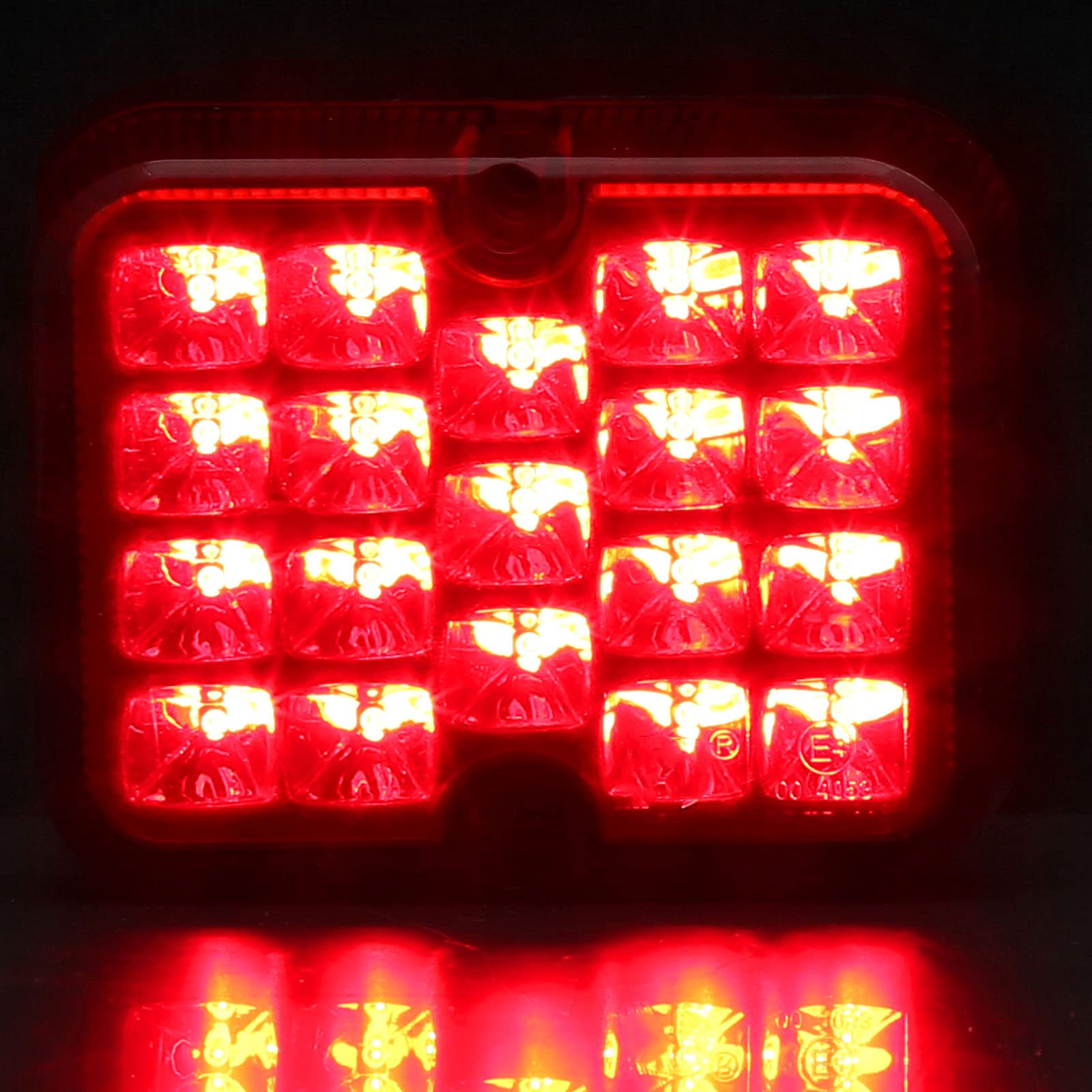 1piece LED Rosso Fendinebbia Posteriore 12v24v Per Rimorchi Fendinebbia Veicolo Blocchi Luci Antinebbia Impermeabile Per Roulotte Camion Omologazione
