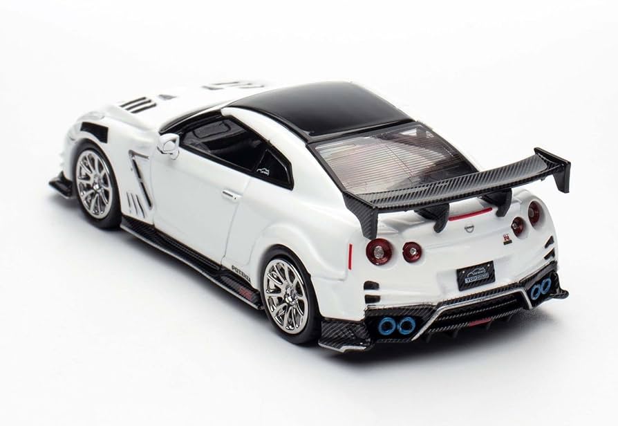 TOP SECRET 1/64スケールダイキャストセット Amazon.com: INNO64 GT-R R35 Top Secret 2021 Tokyo Auto Salon