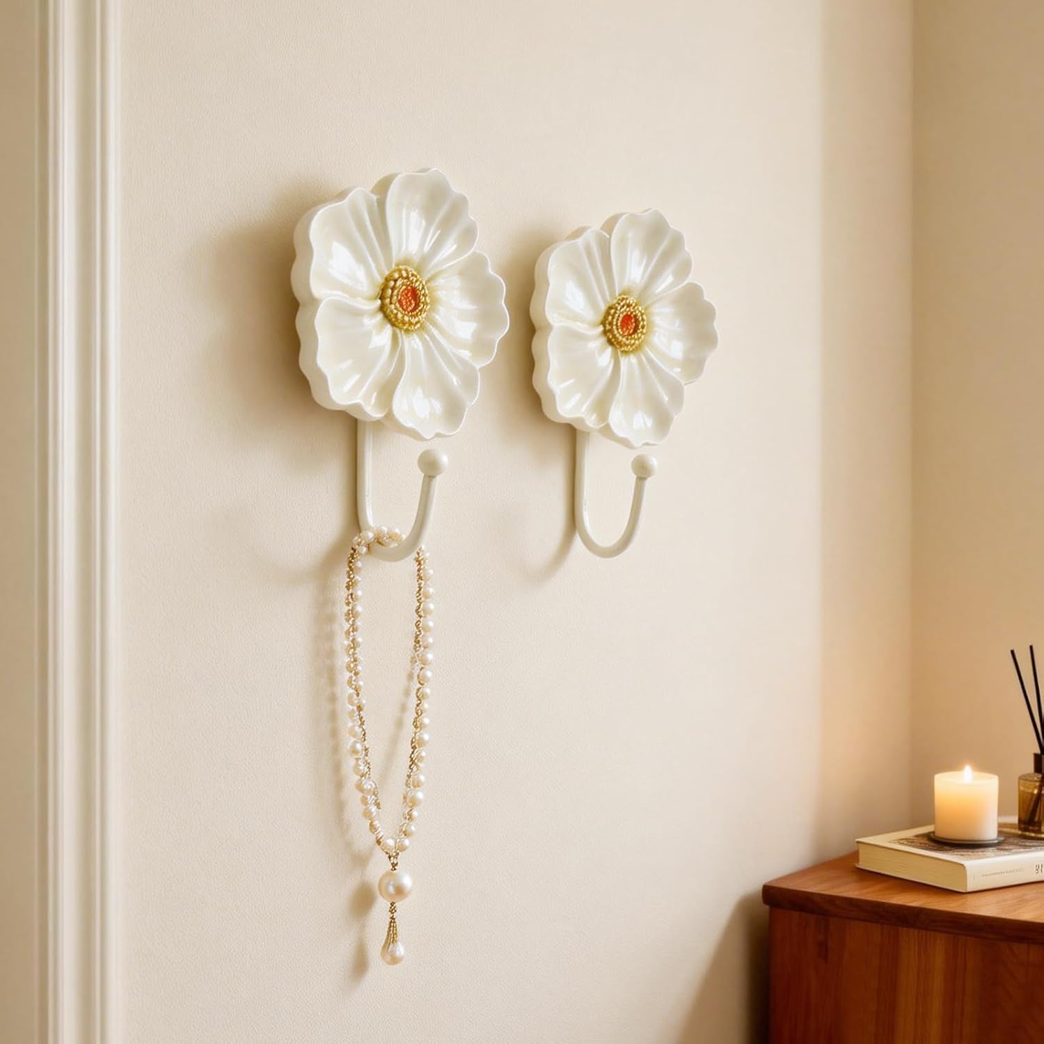 Guichifun Flower Coat Hooks Wall Decor - 2pcs Resin White Decorative Wall Hooks for Hanging Clothes Coats Towels Keys Bags Hats Bathroom Home Decoration Gift 4.3 x 2.2 x 6 Inch