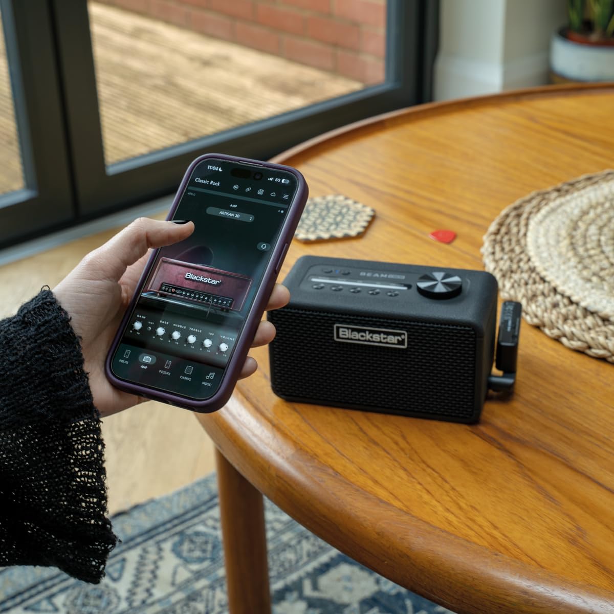 Blackstar Beam Mini Amplificateur de Guitare, Amplificateur de Bureau avec NAM, Modèles Tone3000, Haut-Parleur Bluetooth, Batterie USB-C, Résistant aux Intempéries IP66 pour Guitare Électrique