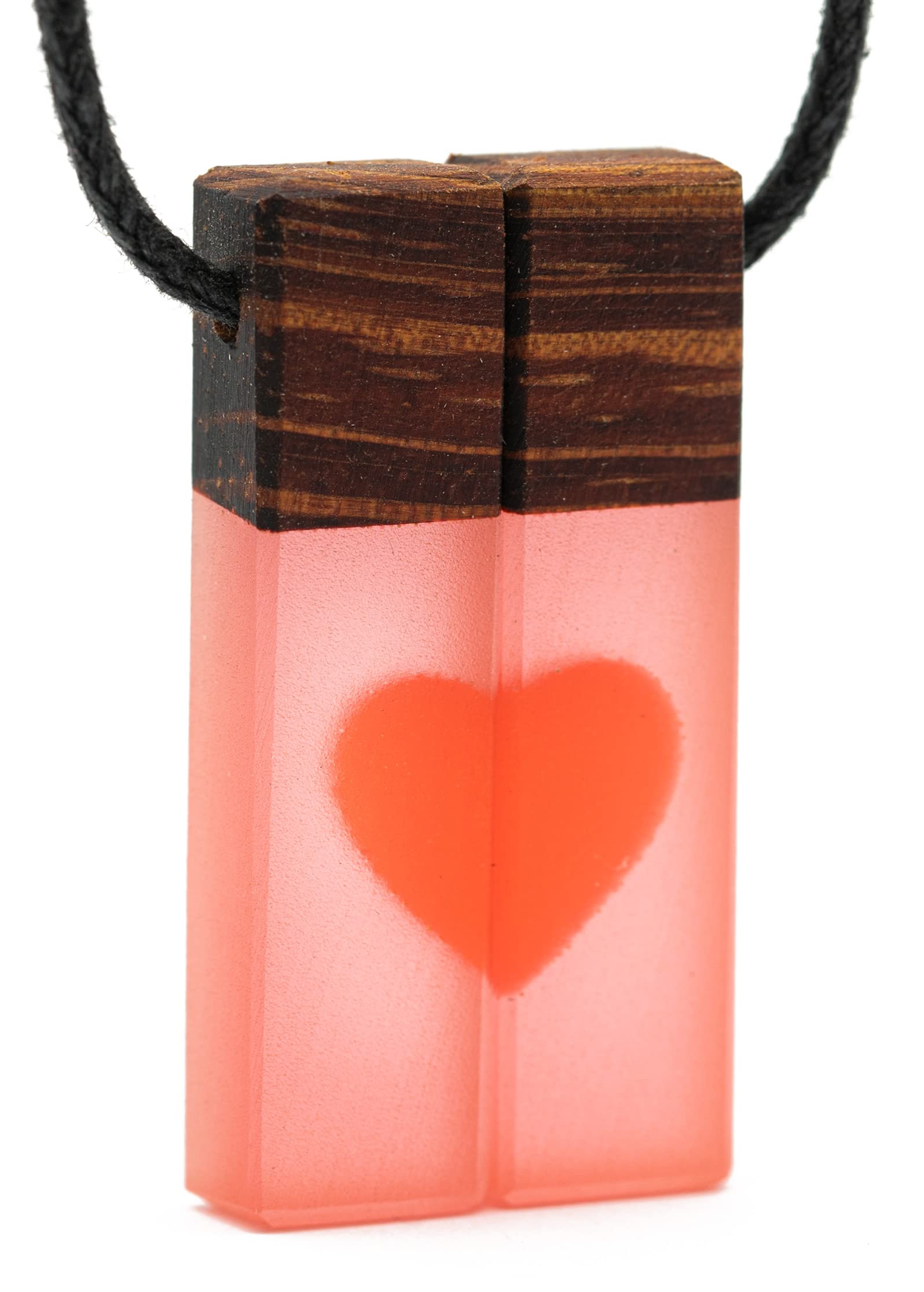 Collier cœur rouge en bois fait main et résine époxy unique - 8