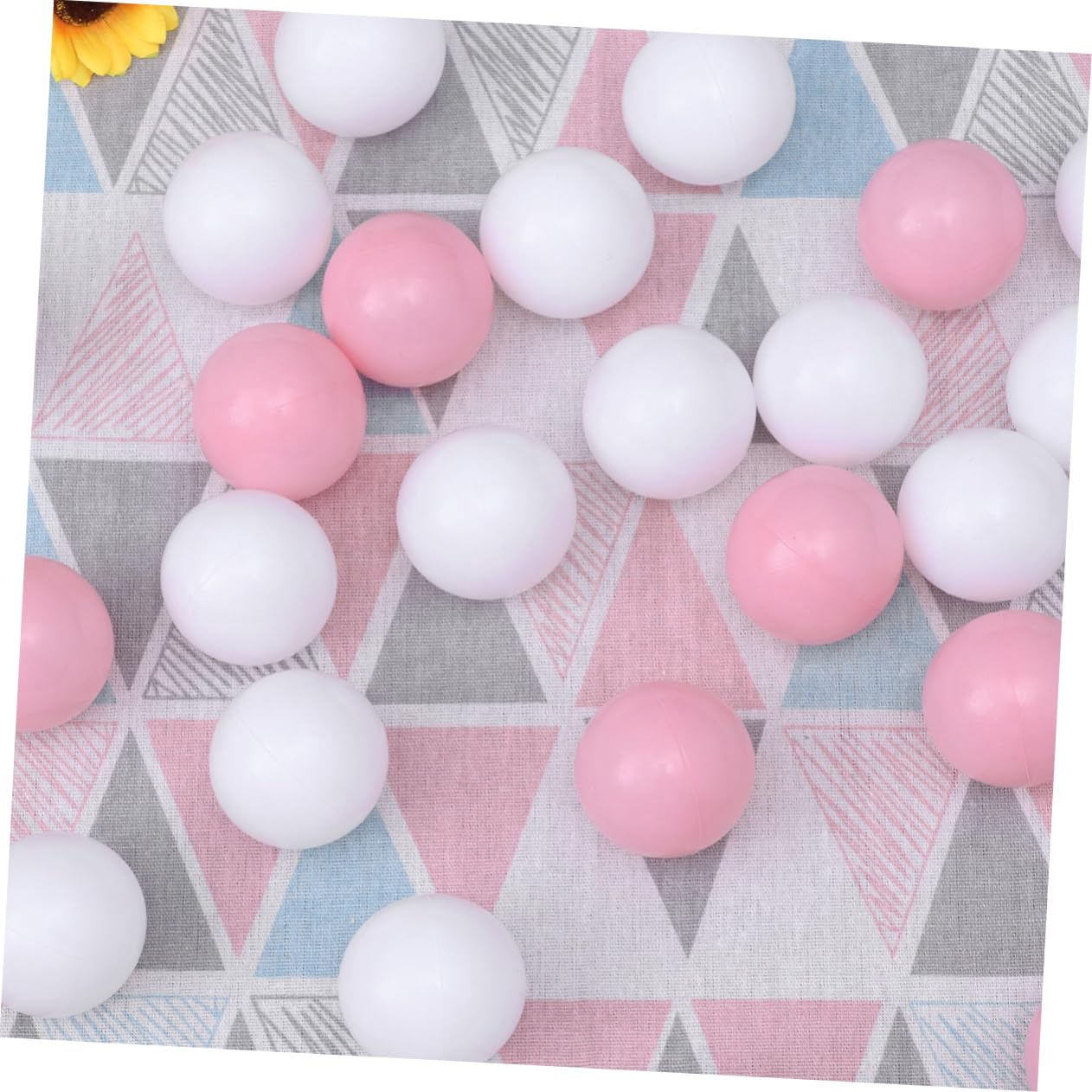 VANZACK 100 Pcs Ocean Balls for Boy Girl Plastic Wave Balls for Bathtub Garden and Indoor Fun Pink White