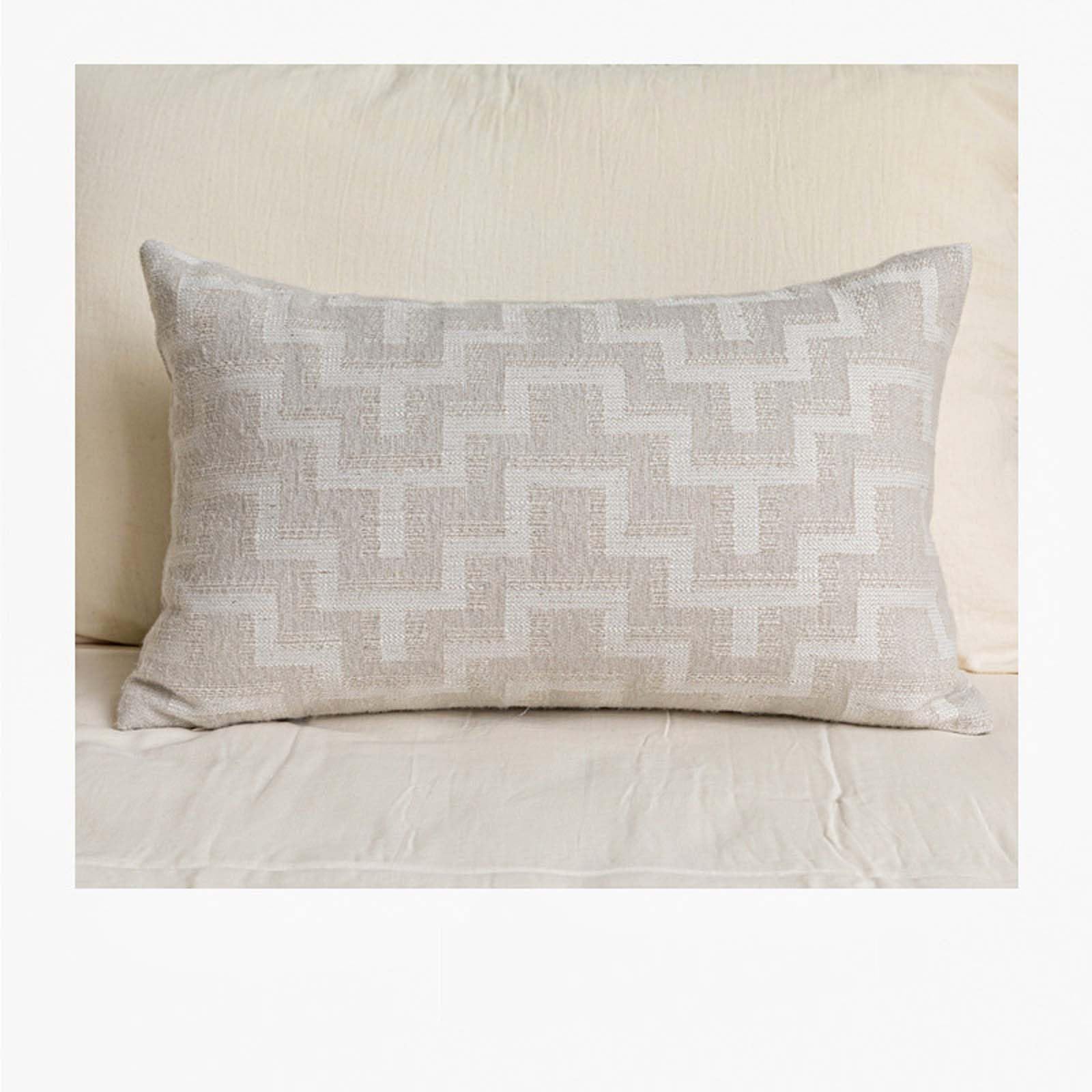 Jeté de lit géométrique beige avec housse de coussin et couvre-canapé