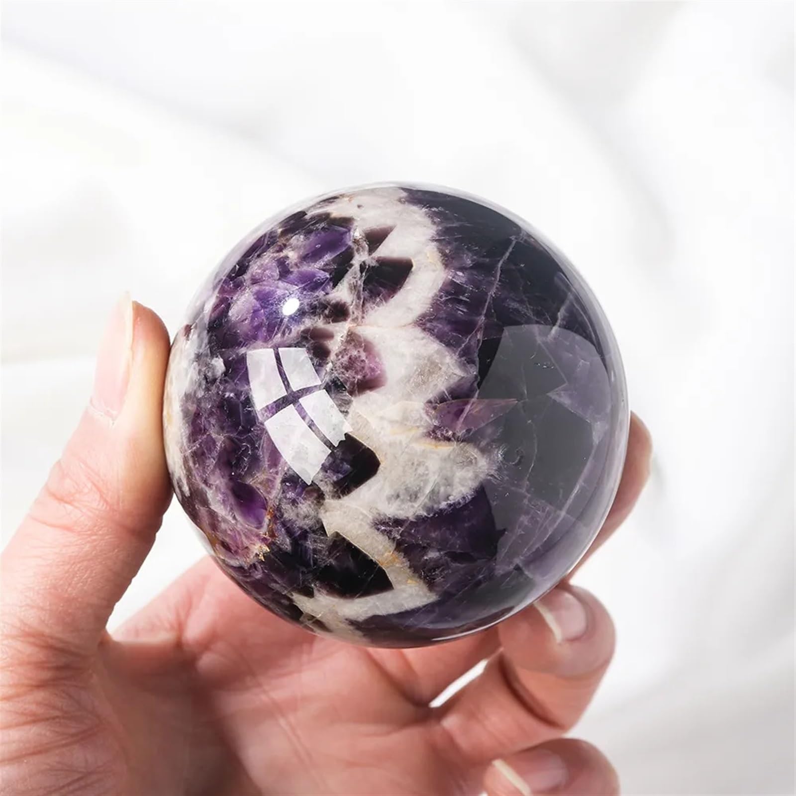 MDBJTCYZN Quartz Ball Dream Amethyst Crystal Crafts Polished Gemstone Sphere Home Decoration Ornaments (Size : 6.5-7cm)