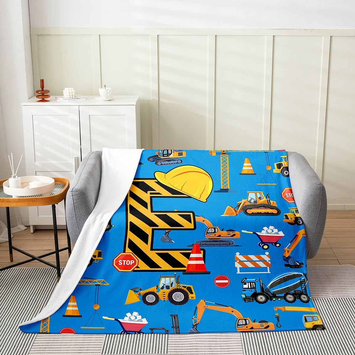 Loussiesd Coperta in pile per veicoli da costruzione, motivo: escavatore, lettera E, coperta in flanella felpata pelosa per auto, trattore per letto, divano, sedia, soggiorno, regina, 228 x 228 cm