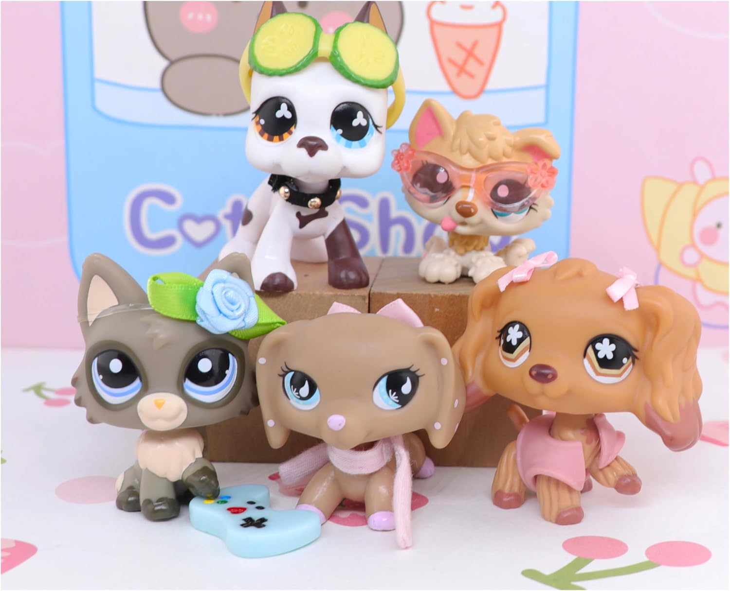 NUGEN LPS Wolf Cat 1953 Grey LPS Dachshund 909 LPS Cocker