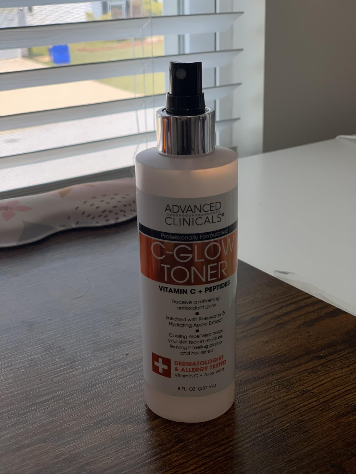 Advanced Clinicals Vitamin C Glow Facial Mist Toner for Face W/Rosewater, Ferulic Acid, & Peptides. Vitamin C Antioxidant Moisturizer Face Mist Provides Instant Skin Hydration, Non-Greasy, 8 Fl Oz