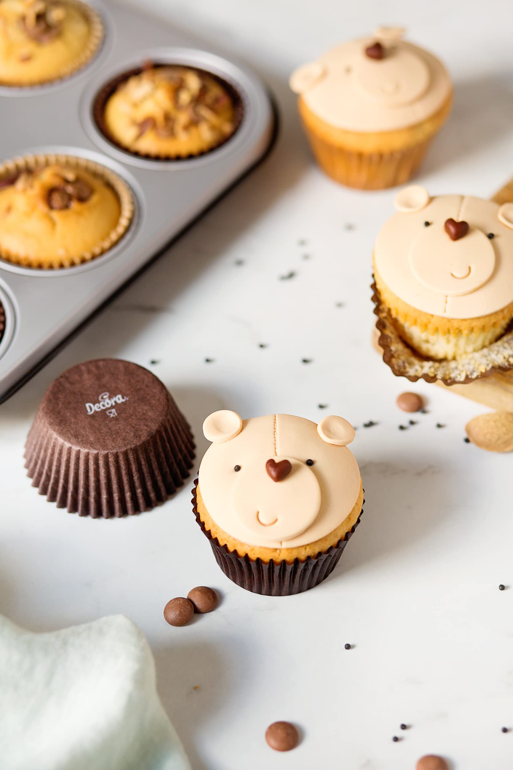 25 Moules à Gâteau En Papier Jetables – Résistants à La Chaleur, Qualité Alimentaire – Pour Muffins, Cupcakes, Pains Individuels