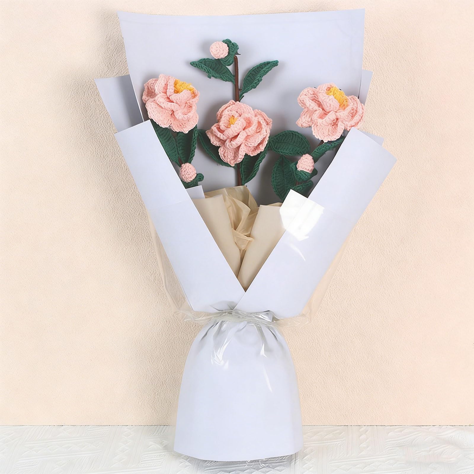 carotoe 3pcs Hand-Knitted Flower Bouquet Crochet Camellia Flower Valentines Day Wedding Decoration Hand Woven Artificial Knitted