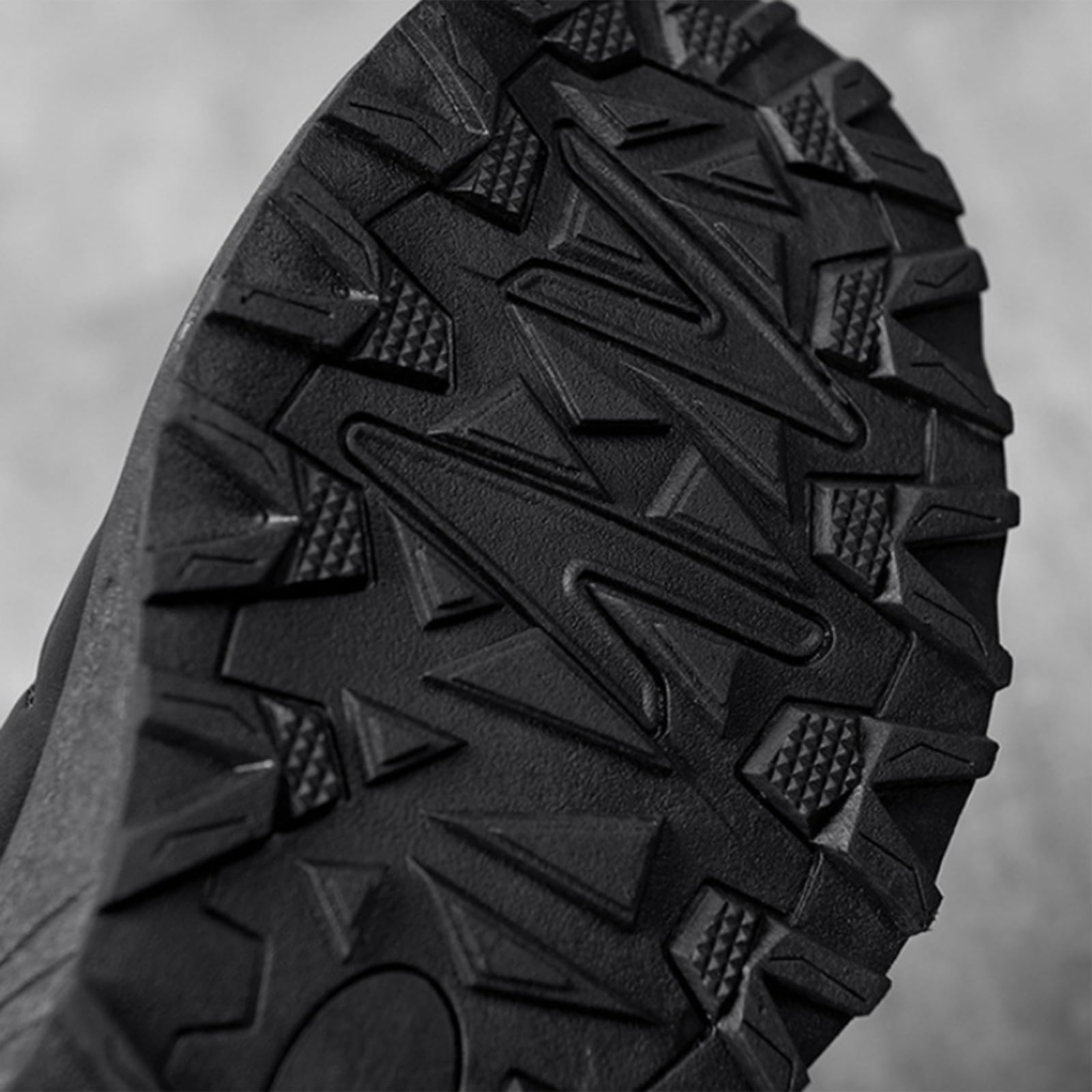 Chaussures de moto pour hommes compatibles avec chaussures de moto à fond plat en maille légère respirante à enfiler confortable couleur unie Caractéristiques simples : chaussures pour hommes