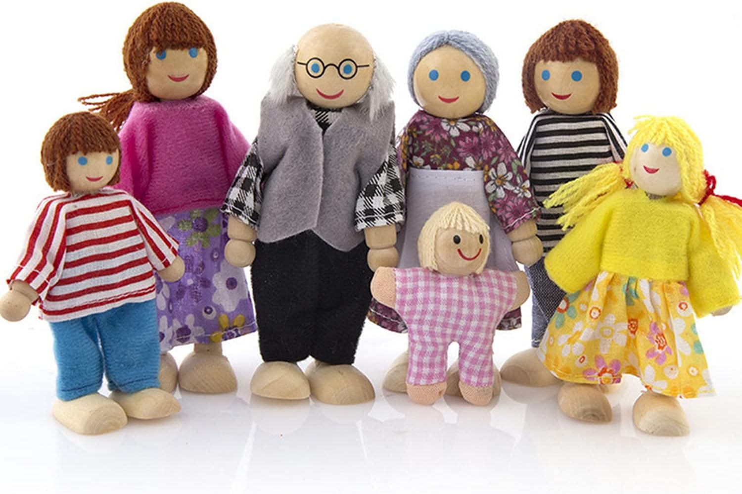 2019 Novelty Funny Gadgets Wooden Furniture Dolls House Family