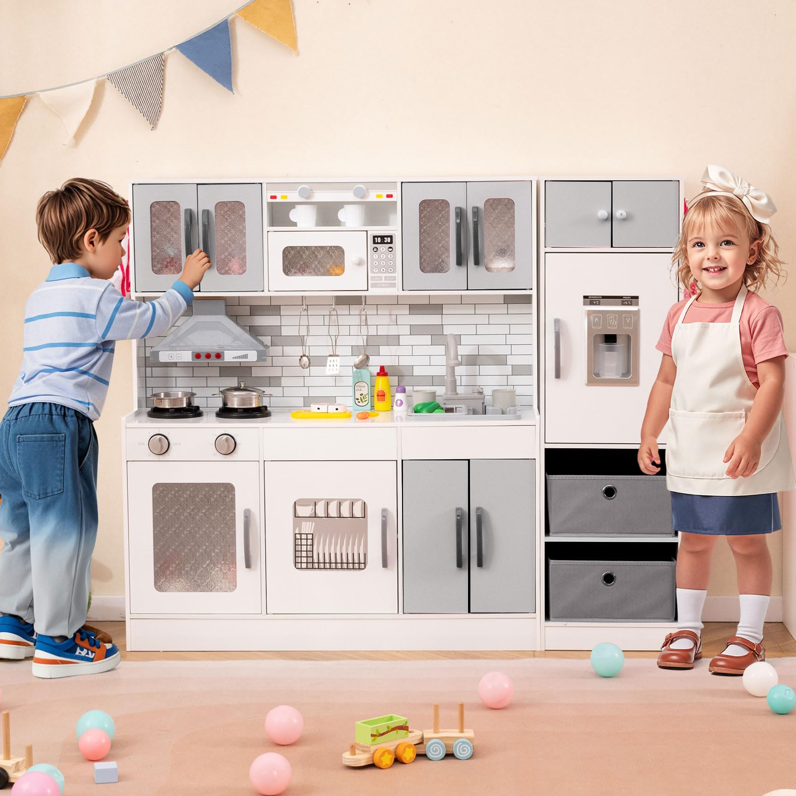 COSTWAY Hoekspeelkeuken, Kinderkeuken Met Licht En Geluid Kinderspeelkeuken Met Spoelbak Ijsmachine Oven Kookgerei Houten Keuken Speelgoedkeuken Voor Kinderen Vanaf 3 Jaar Bruin