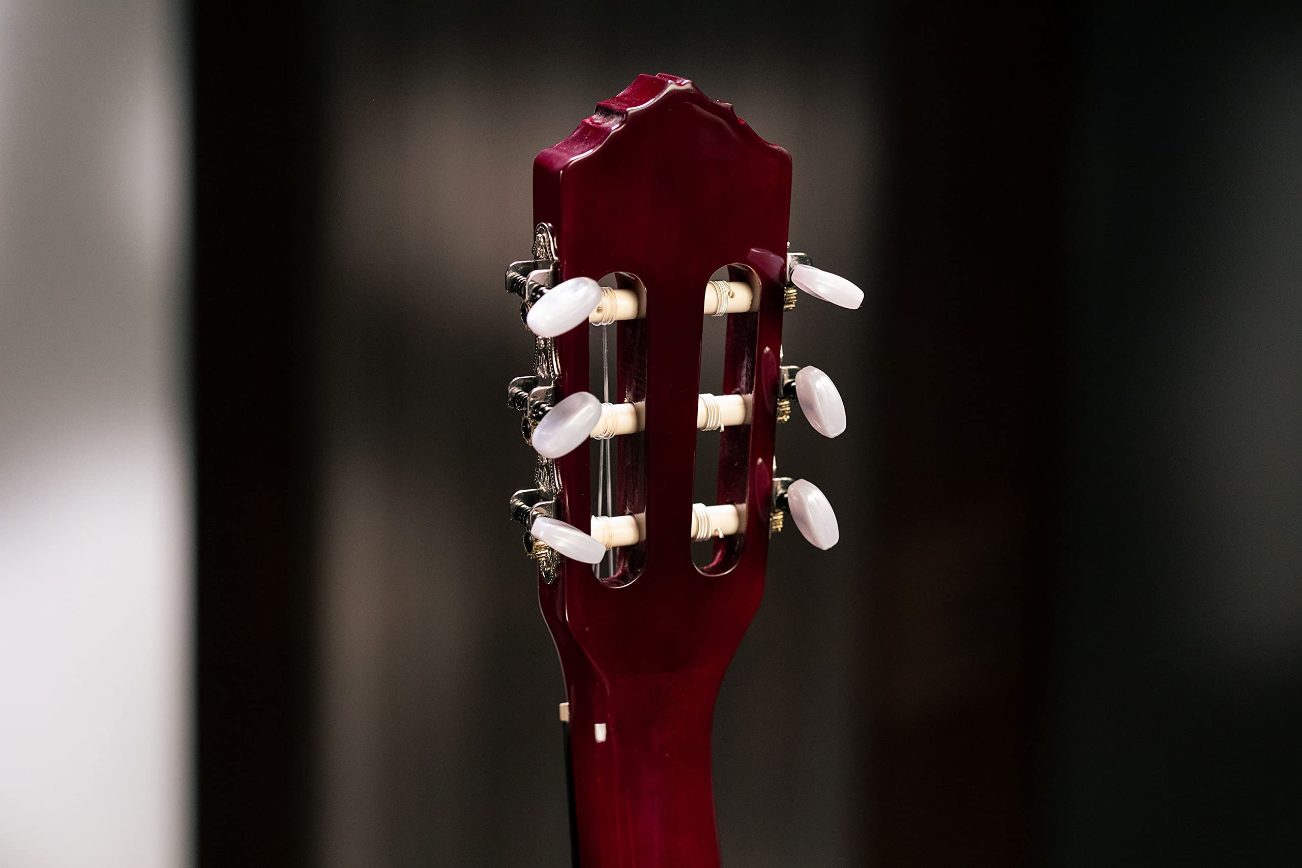 Ortega Guitars 7/8 Konzert Gitarre – Family Series – Inklusive Gig Bag – Fichte, Mahagoni, Rot (R121-7/8WR)