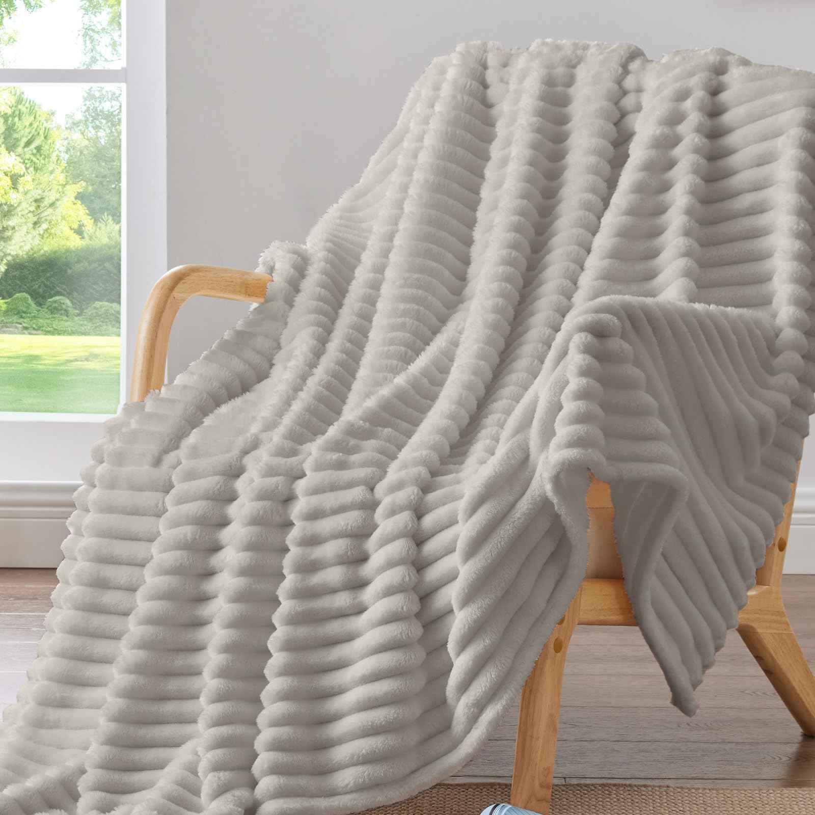 BEDELITE Fleece Throw Blanket for Couch - 300GSM Soft & Warm Fluffy Light Grey Blanket, Decorative and Giftable Striped Blankets for Women, Men, 50"