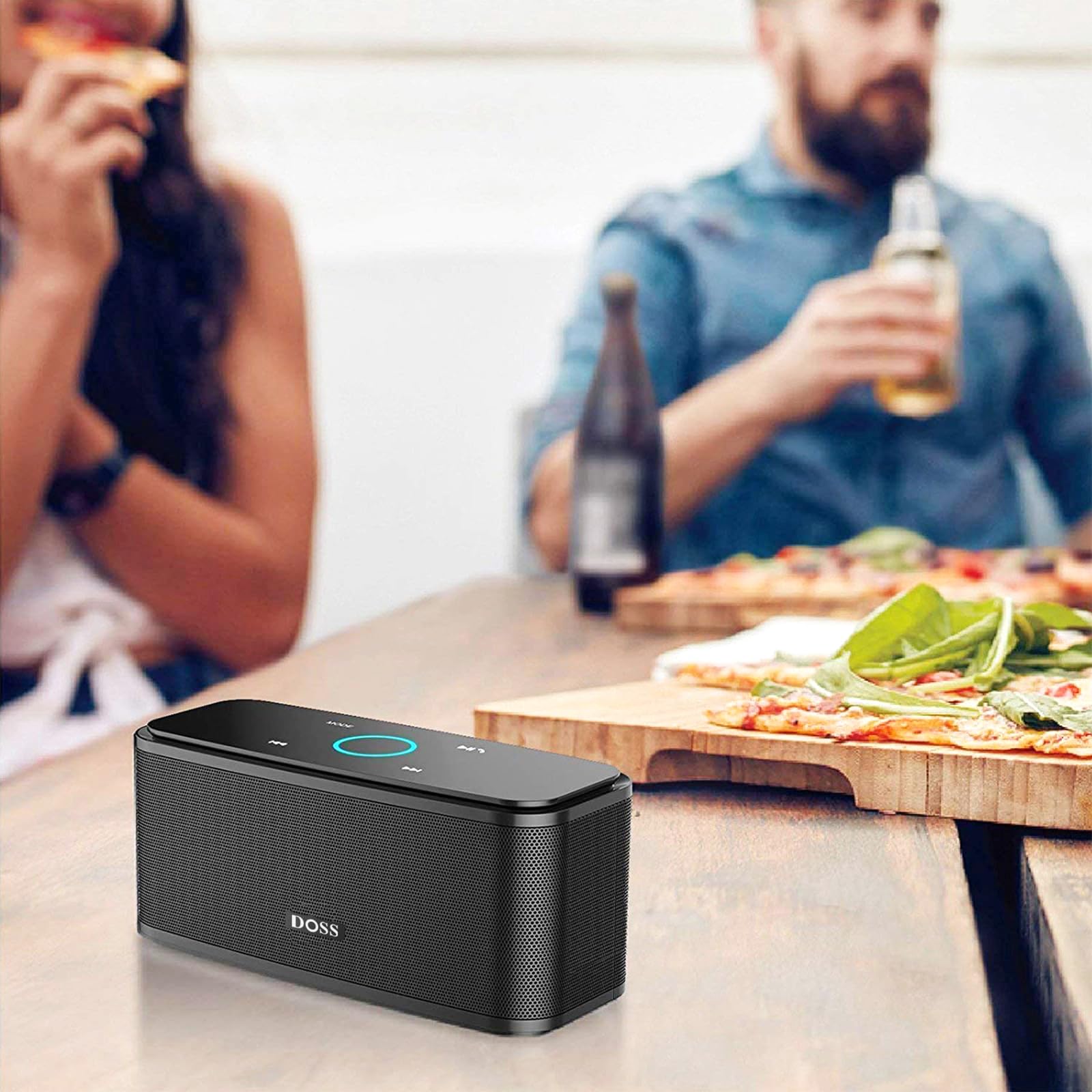 DOSS SoundBox Bluetooth Lautsprecher, Musikbox Bluetooth mit 5.0, Full-Range-Treiber, 20H Spielzeit,Touch Control, IPX5 Wasserdicht, Bluetooth Boxen für Handy, zuhause, Garten, Reise - Schwarz