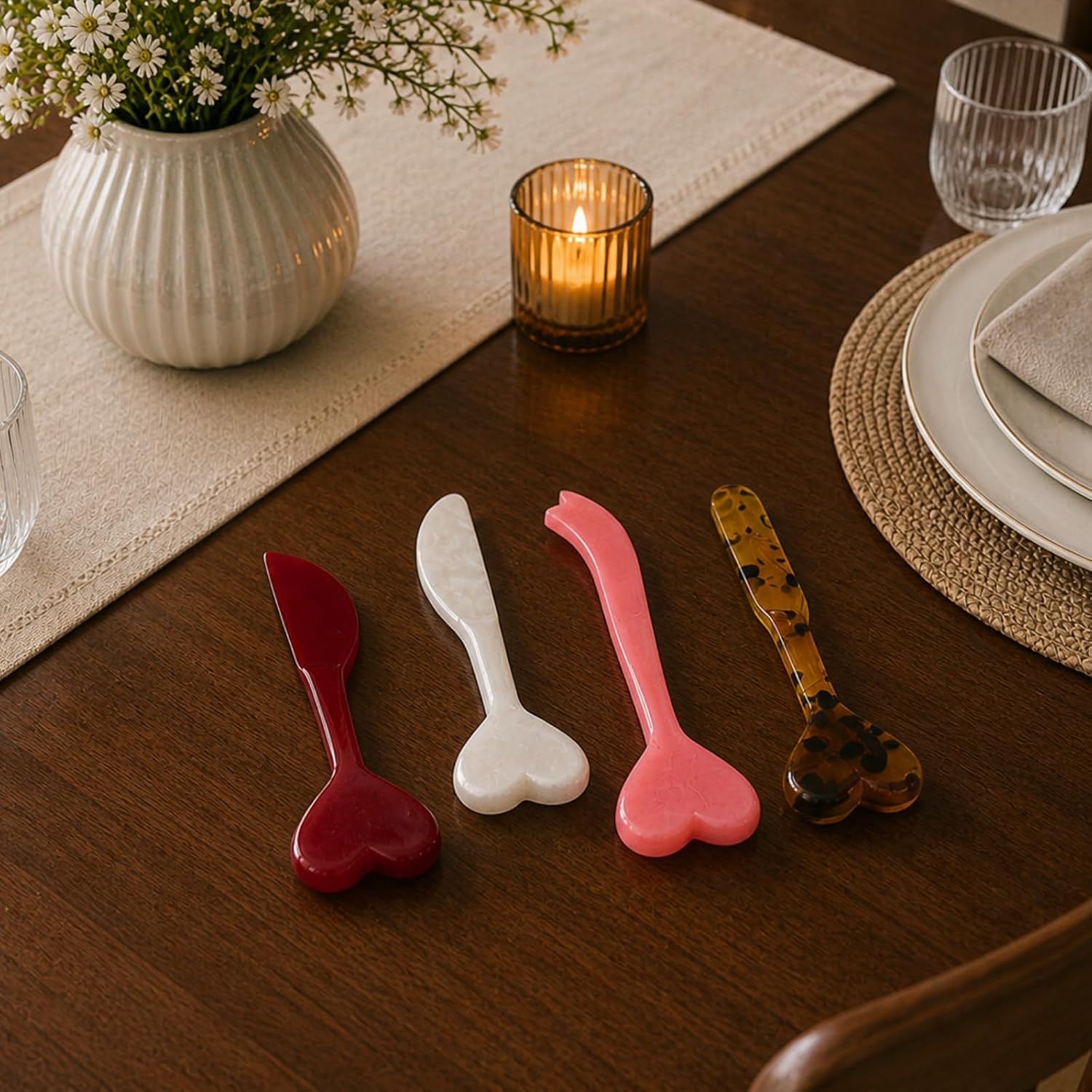 SS CRAFTS INDIA Resin Butter Spreader Knife Set, Heart Shape Handle Mini Jam & Cheese Spreaders, Reusable Dessert Spatula for Butter, Cream, Peanut Butter & Serving, Multicolor Set of 4