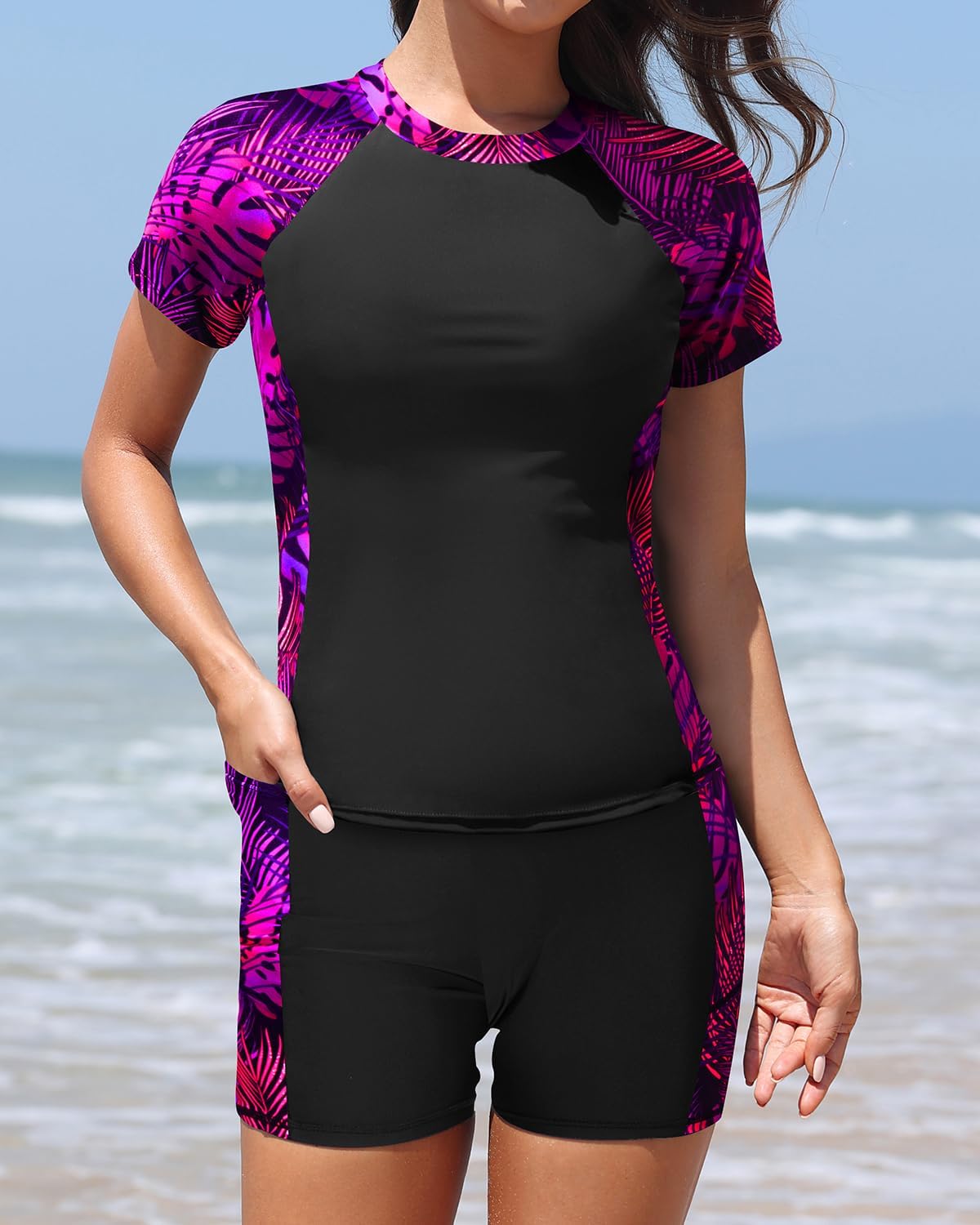 Daci Women's 2 Piece Rash Guard UPF 50+ Short Sleeve Swim Shirt with Shorts Swimsuit with Pockets and Built-in Bra