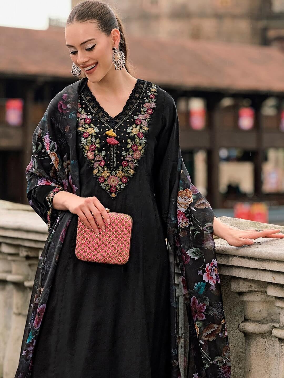 women's kurta set dupatta Viscose Silk Embroidery A-line Kurta Pant Salwar Suit Set Full iner Kurta Set for Women