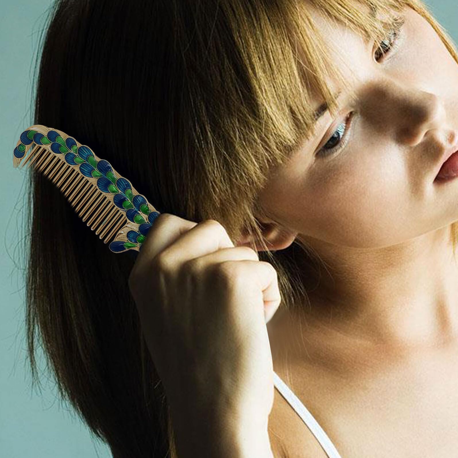 TEHAUX Specchio Portatile da Trucco Retrò con Pettine, Superficie in Vetro Chiaro, Lega Resistente, Design Pieghevole per Casa e Viaggio