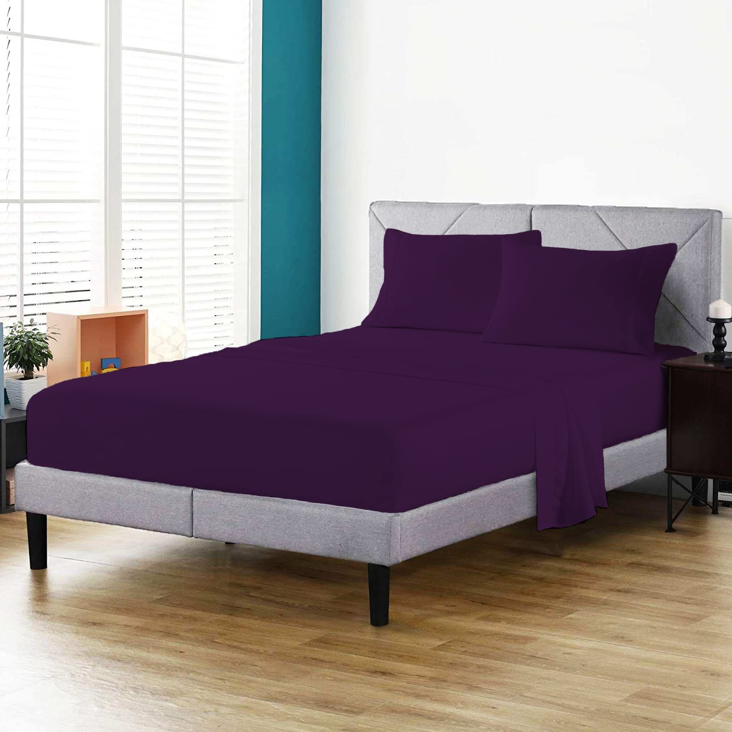 100% Egyptian Cotton Fitted Sheet 200 Thread Count Hotel Quality Soft & Crisp Cotton Caravan Campervan Bed Fitted Sheet (Plum, King)