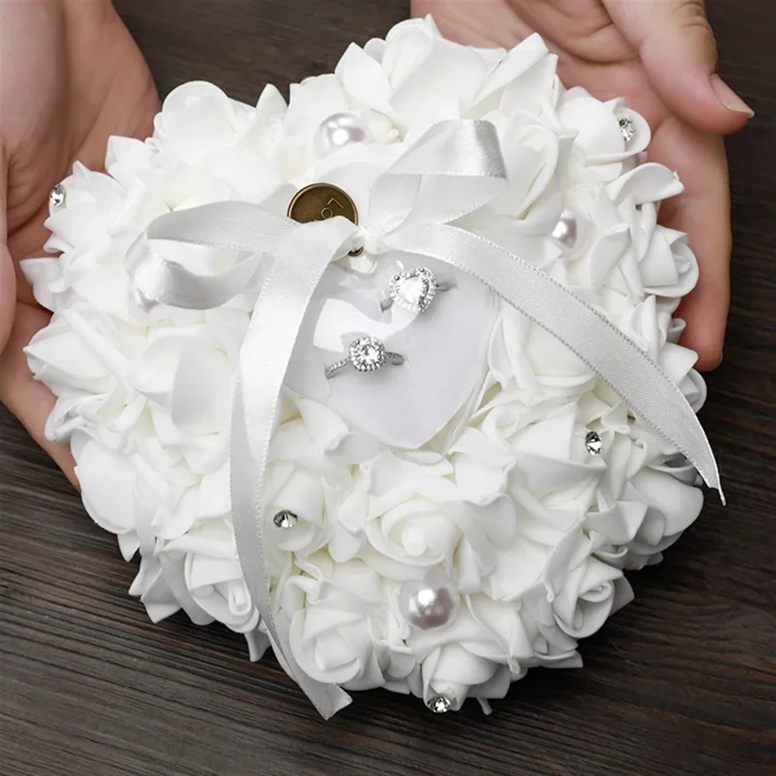 Cuscino for fedi nuziali romantico in raso con cristalli a forma di cuore for fidanzamento, proposta matrimonio, decorazione per cerimonia di matrimonio