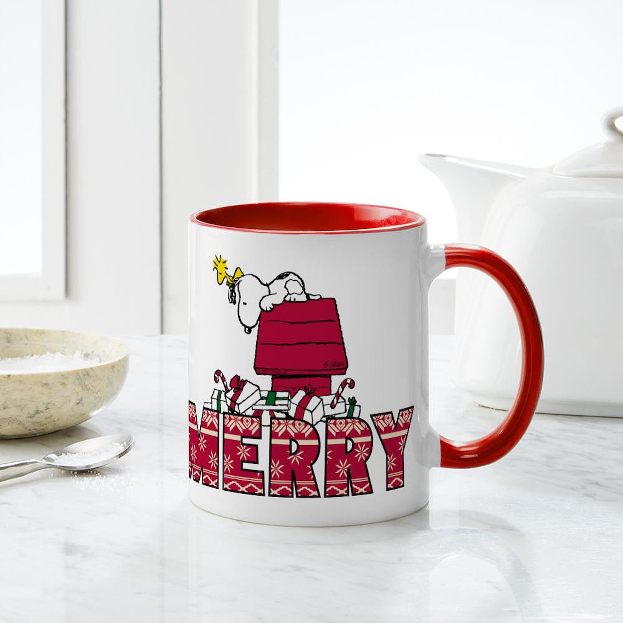 Snoopy Merry Ceramic Mug 11oz - Lead-Free, Dishwasher & Microwave Safe - View #4